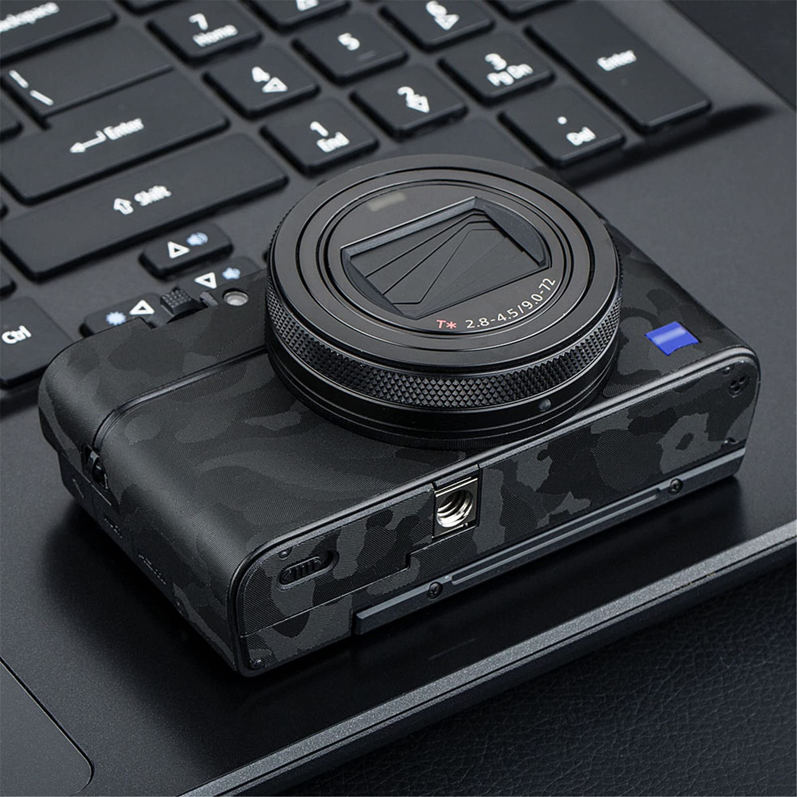 Amazon | 傷防止カメラボディスキンカバープロテクターフィルム Sony