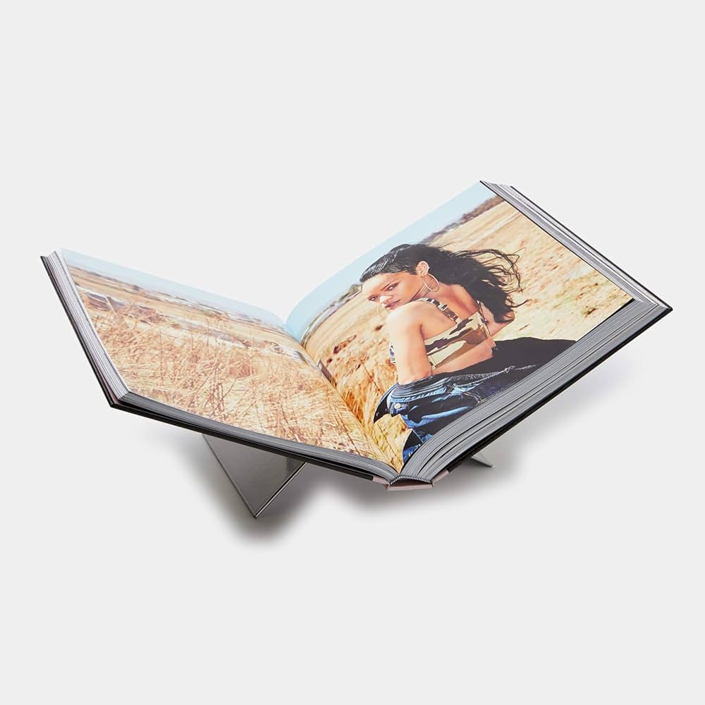 The Rihanna Book: Limited Edition (Fenty X Phaidon