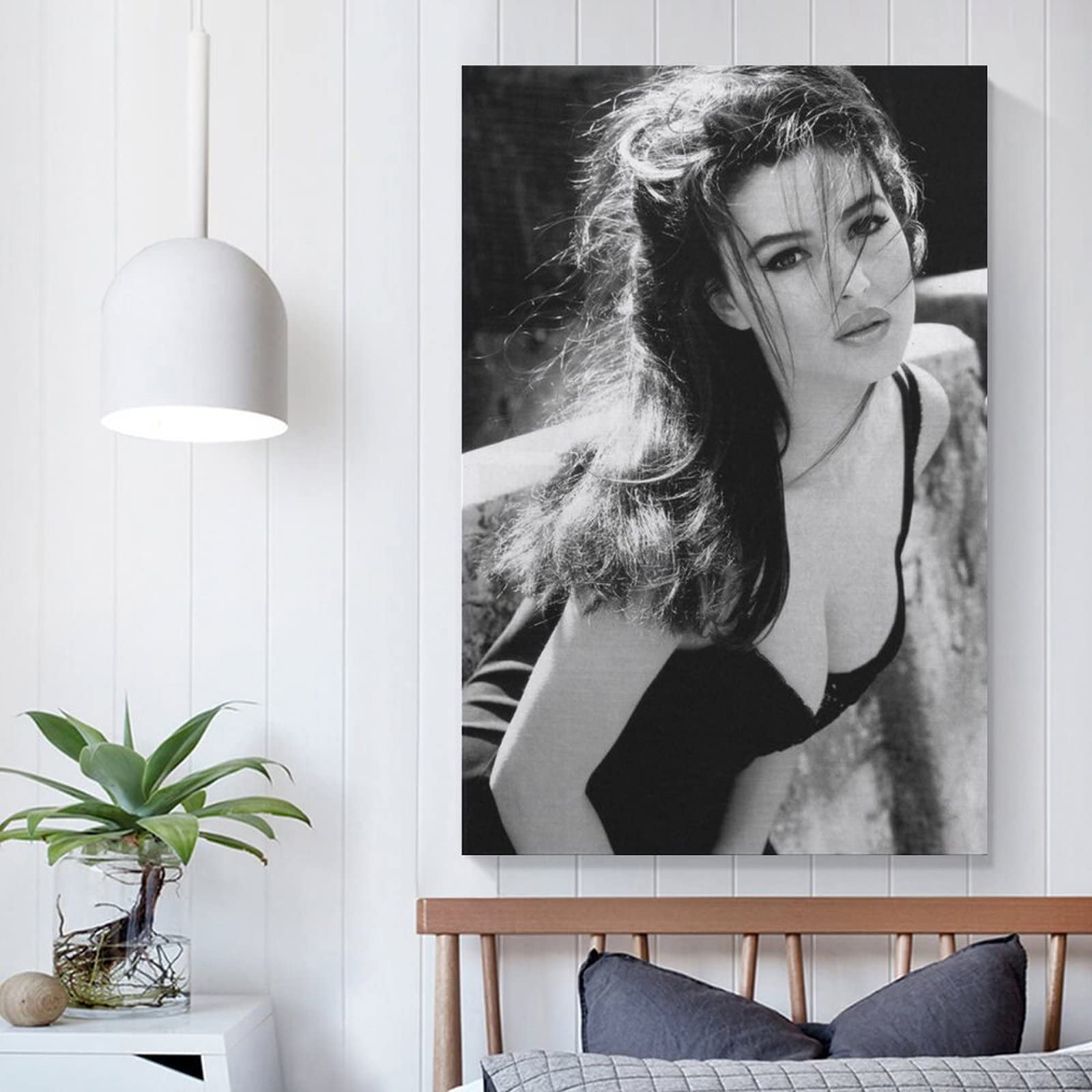 Amazon.co.jp: Monica Bellucci モニカ・ベルッチ ブラック＆ホワイト