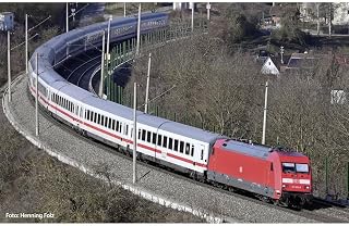 58846 H0 Personenwagen Apmmz 126 1. Kl. der DB AG Personenwagen Apmmz 126 1. Klasse