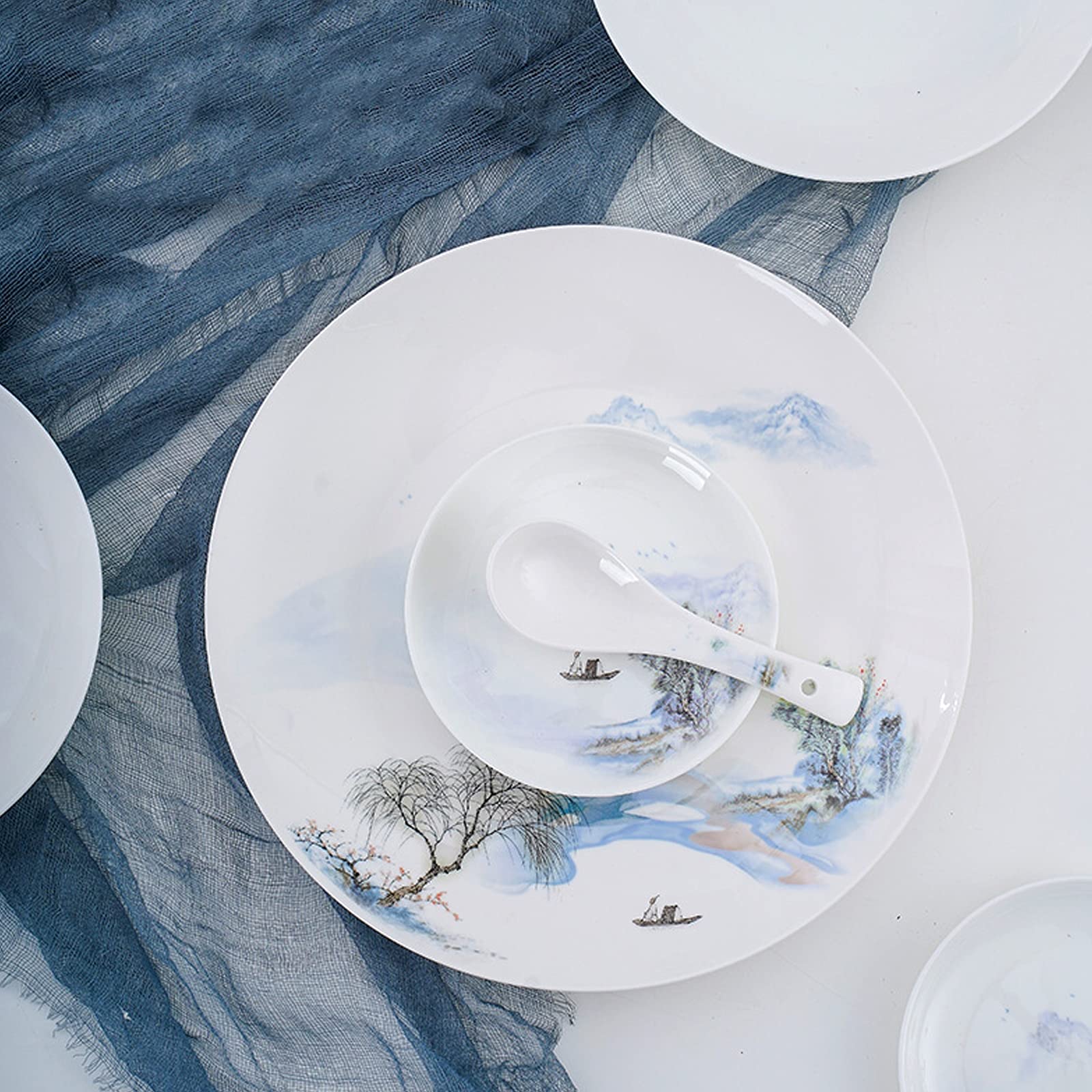 Bone China Dinner Sets Nordic Creative Relief Phnom Penh Kombination Keramik Geschirr Anzug Geeignet für Geschenke Hochzeit Hotel 60 Stück