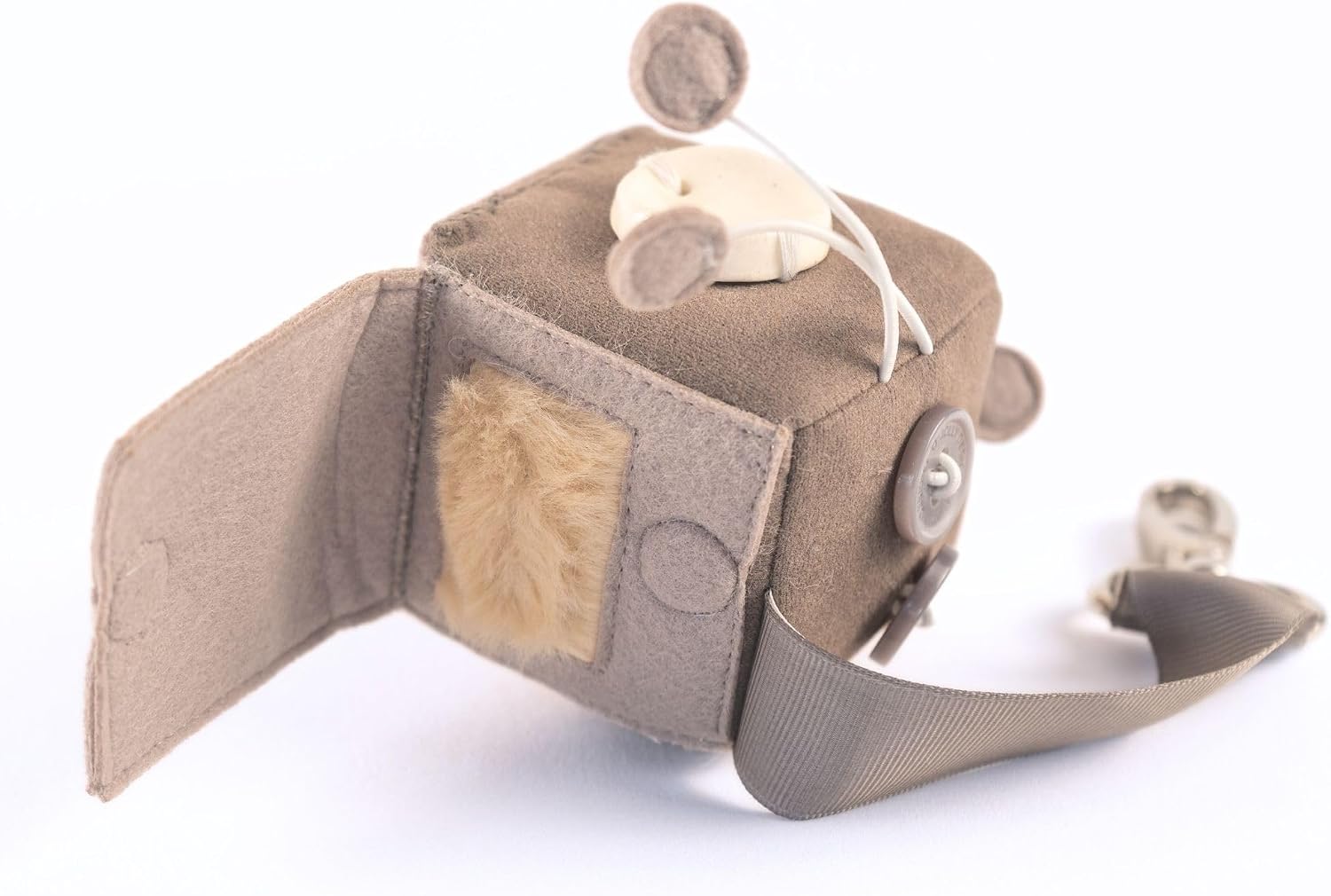 Calmi Cube 'Stoni der Haltgebende' by Jolly Designs