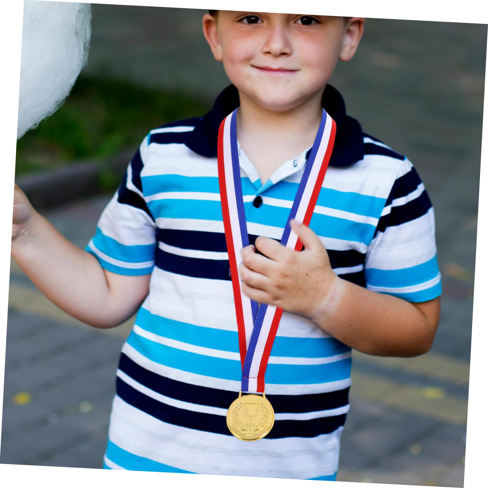 ifundom 24stücke Medaillen Für Sportwettkämpfe Kindergeburtstag Goldmedaillen Mit Band Auszeichnungen Für Besondere Leistungen Dekorative Medaillen Für Feiern Und Wettbewerbe