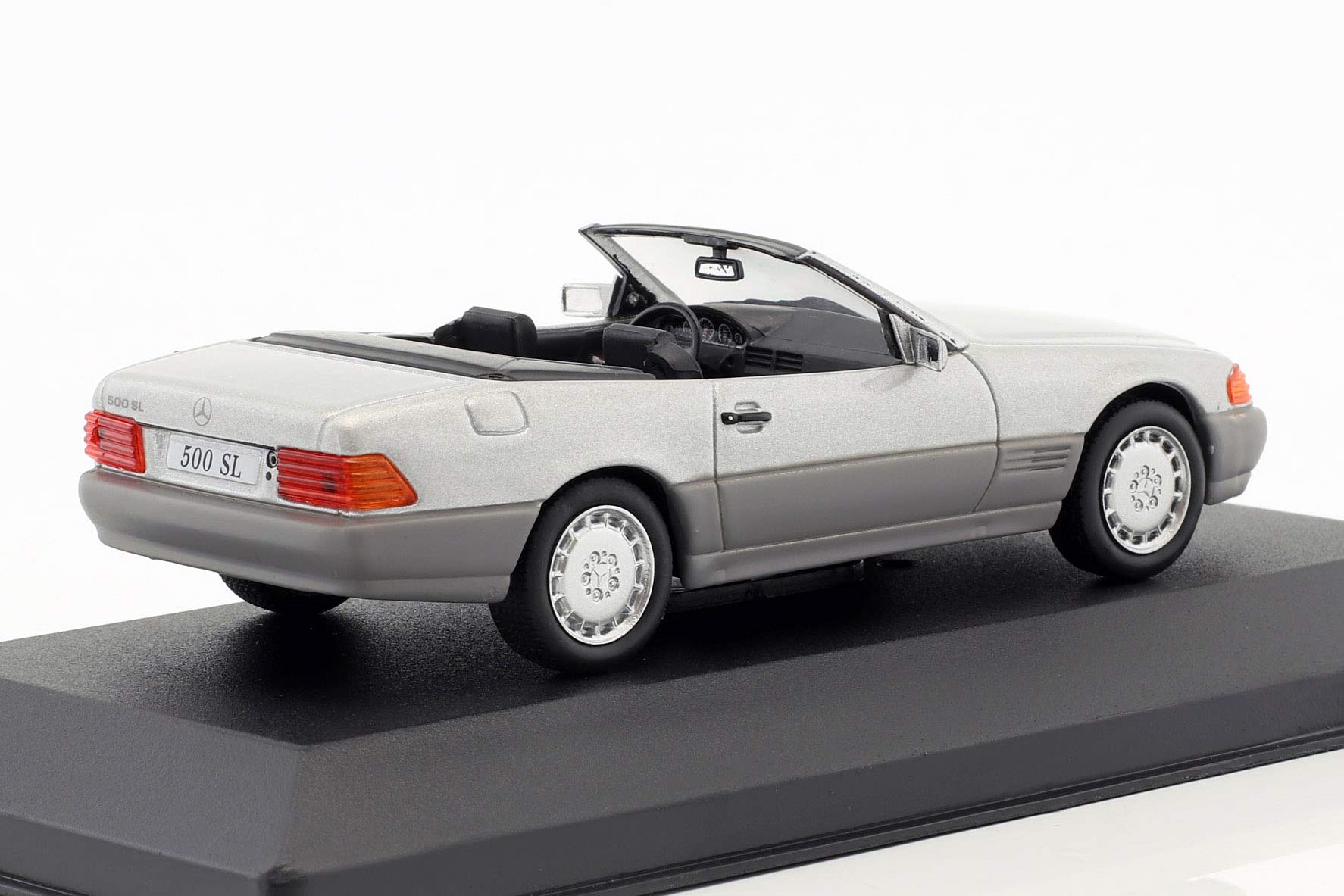 Ixo Mercedes Benz 500 SL (R129) Baujahr 1989 Silber 1:43 Altaya