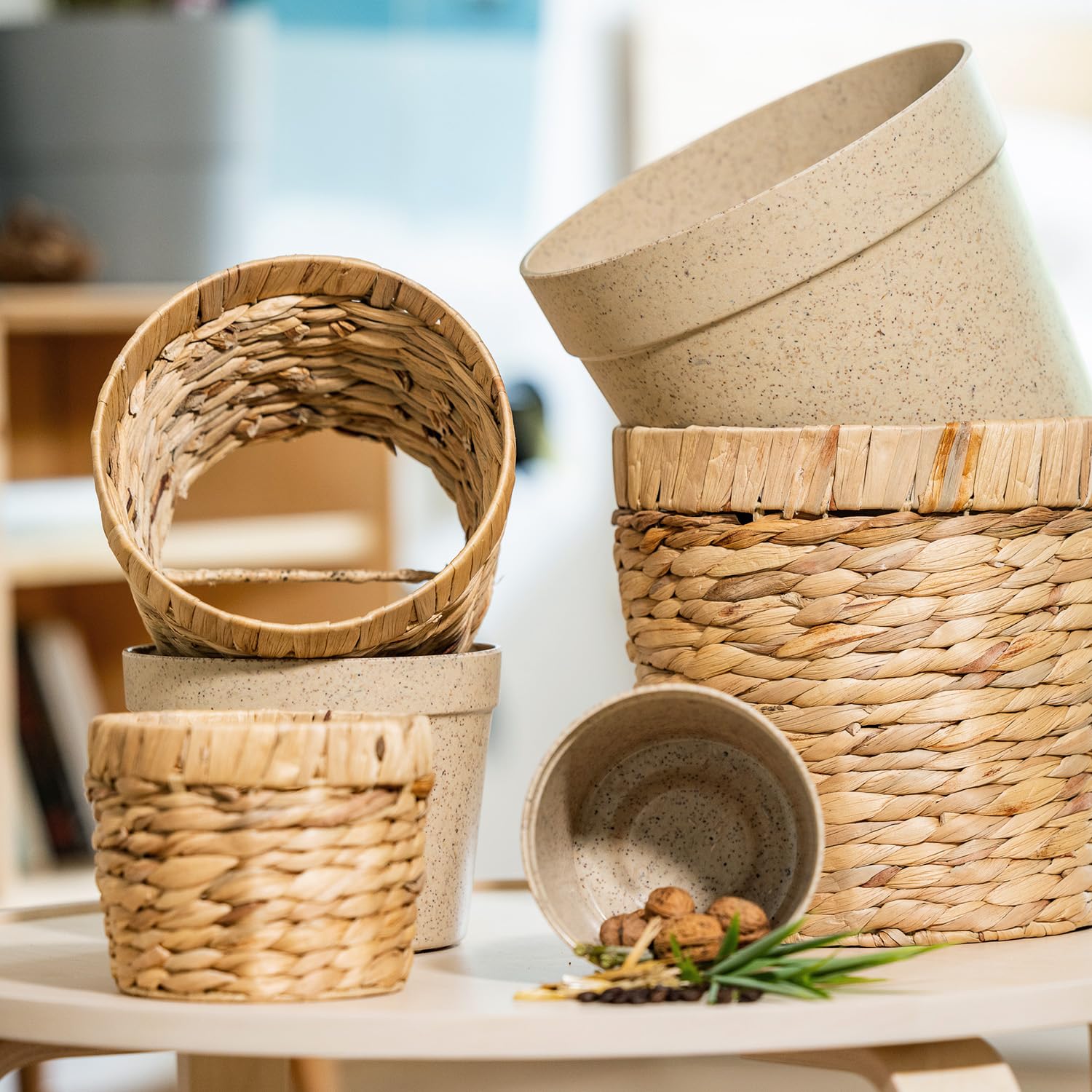 HMF Innowacyjna doniczka pleciona z hiacyntu wodnego, z wkładem z materiałów przyjaznych dla środowiska, okrągła | 19 cm średnicy