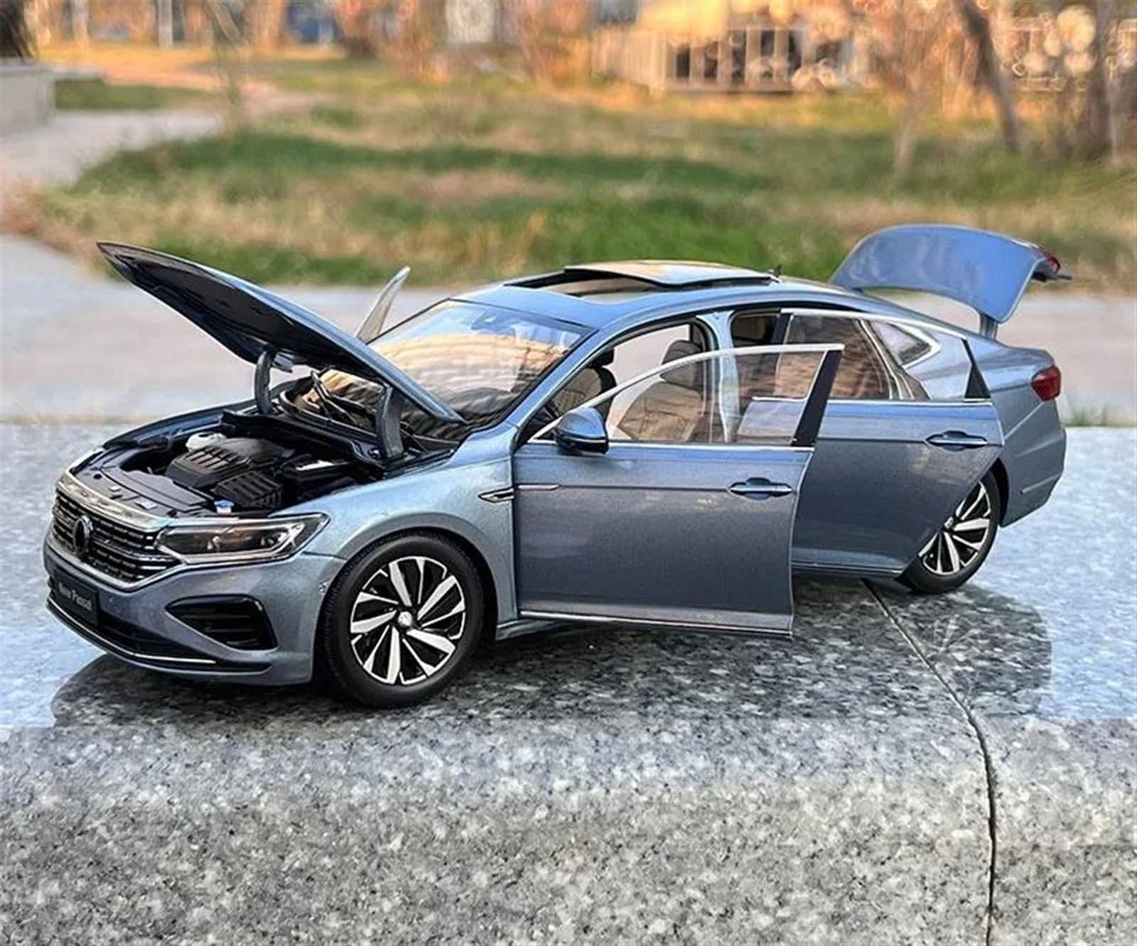 Amazon.co.jp: ミニカー スケールモデルカー 1:18 スケール