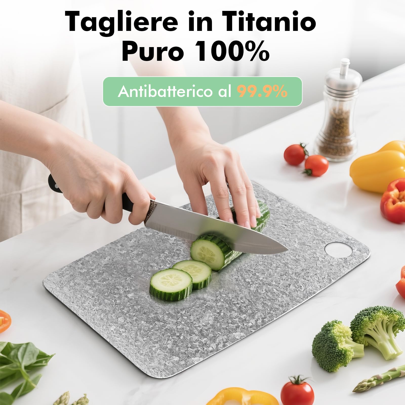 Tagliere in Titanio Puro al 100% per Cucina - Doppia Faccia Antibatterica Tagliere da Cucina con Superficie Cristallina, per Interno ed Esterno (30x20 cm)