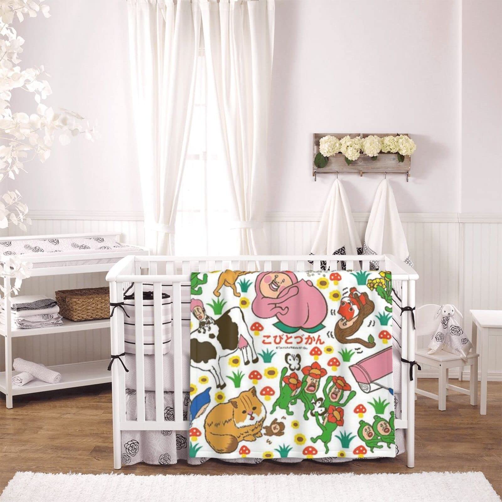 Amazon｜こびとづかん ブランケット 毛布 寝具 洗える 膝掛け