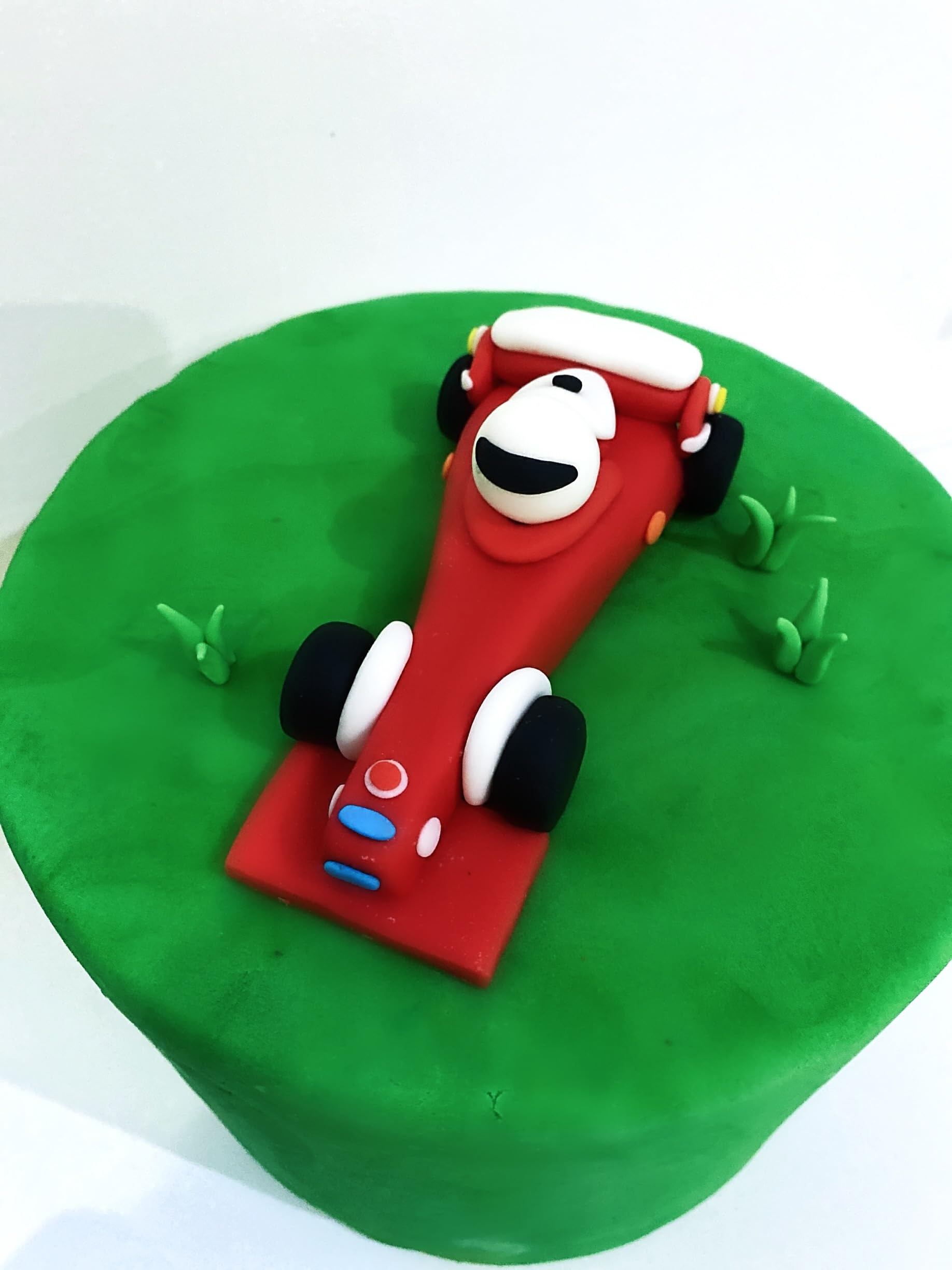 Edible f1 cake topper, Red, 5 inches by 2.5 inches - Image 3