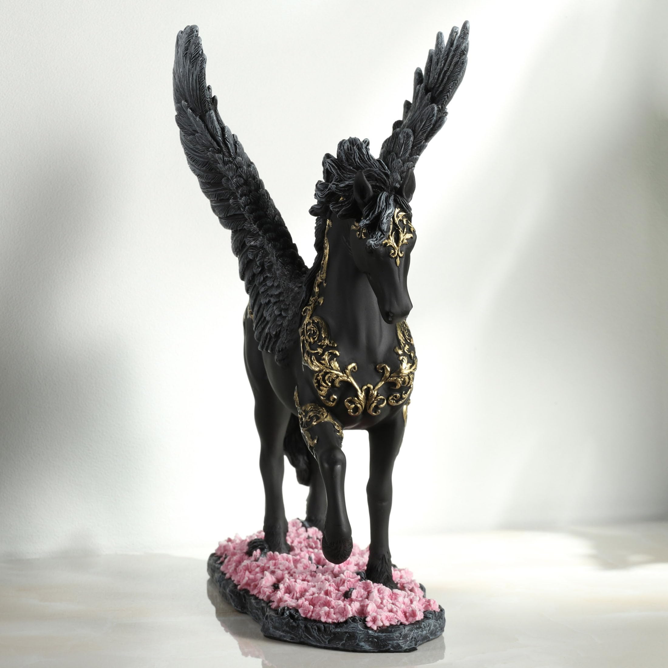 Veronese Design リアリングペガサス樹脂彫刻 ハンドペイント Amazon