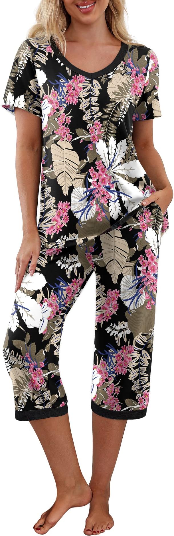 Women's Pajama Set Short Sleeve Shirt and Capri Pants Sleepwear Pjs Sets with Pockets