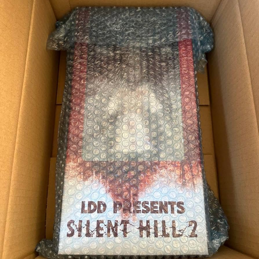 Amazon.co.jp: リビングデッドドールズ サイレントヒル2 バブルヘッド Amazon.co.jp: リビングデッドドールズ サイレントヒル2 バブルヘッド