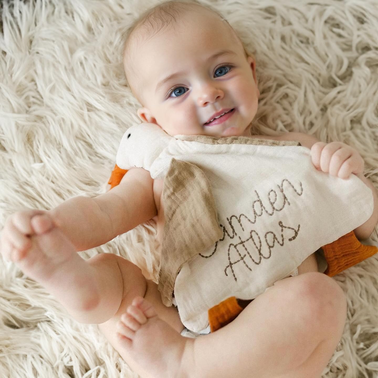 Custom Cotton Muslin Baby Comfort Blanket with Cute Goose Design – Ideal for Christening or Birth(Cream)