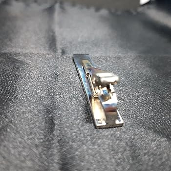戦車ネクタイピン Amazon.co.jp: ノベルティ重工業 戦車ネクタイピン 33