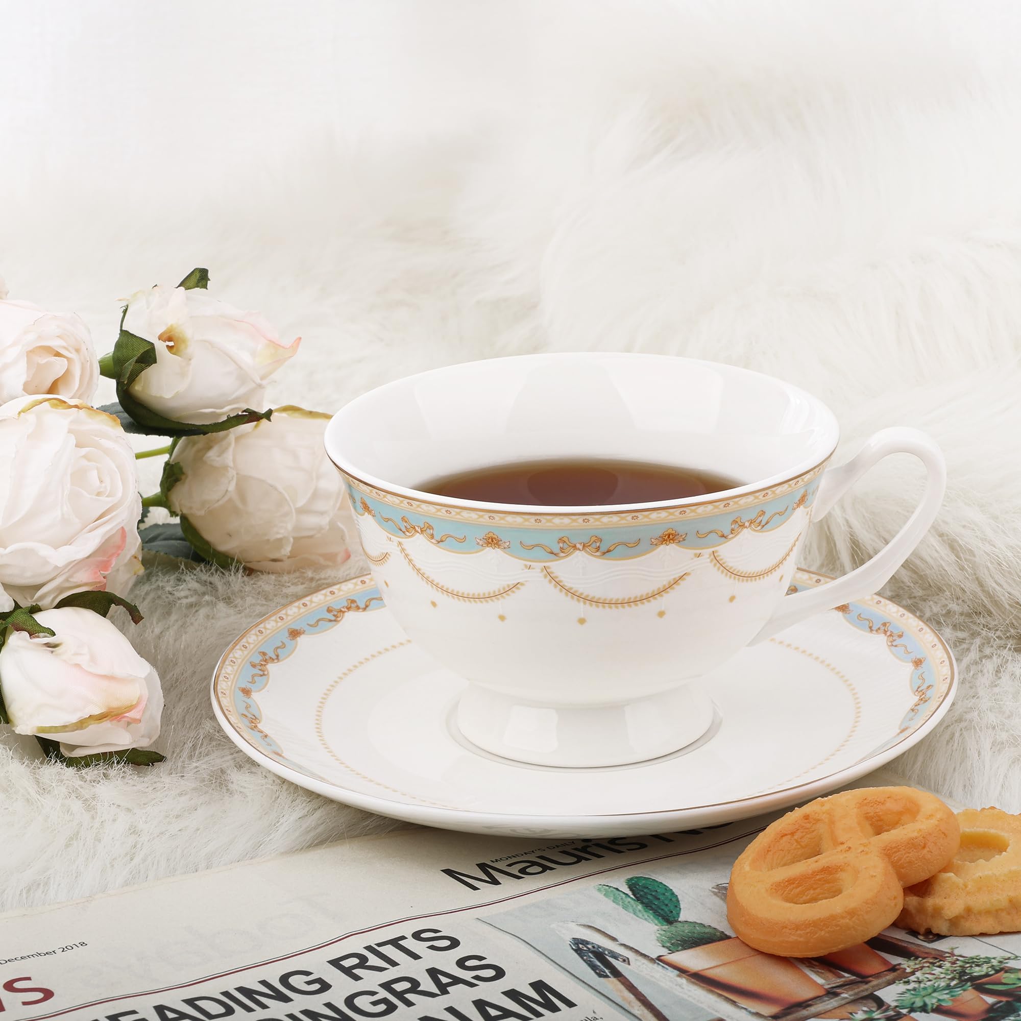 fanquare Tazze da Tè e Piattini in Pizzo Blu Set di 6 Tazze da Caffè Britanniche e Piatti in Osso di Porcellana per Regali per il Tè Pomeridiano