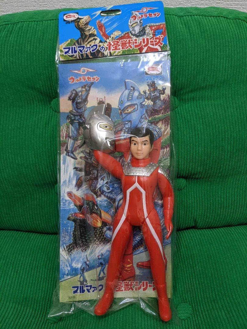 Amazon.co.jp: ブルマァク ウルトラセブン 面取れソフビ（大サイズ  