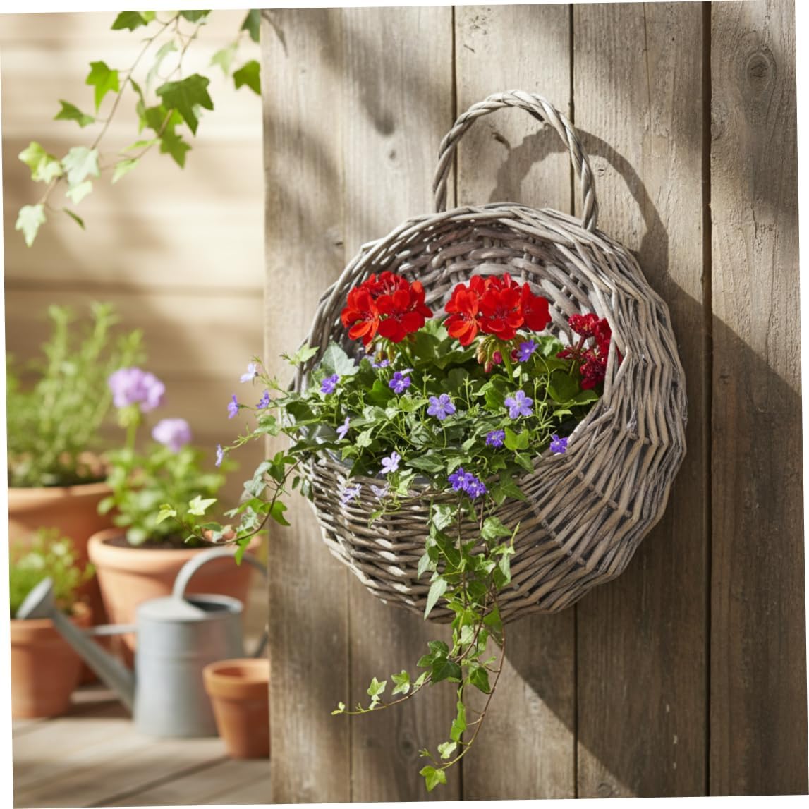 Wall Planter Vintage Wall Planter Baskets, 2-Pack Handwoven Willow Hanging Baskets for Indoor Decor, Garden Or Home..