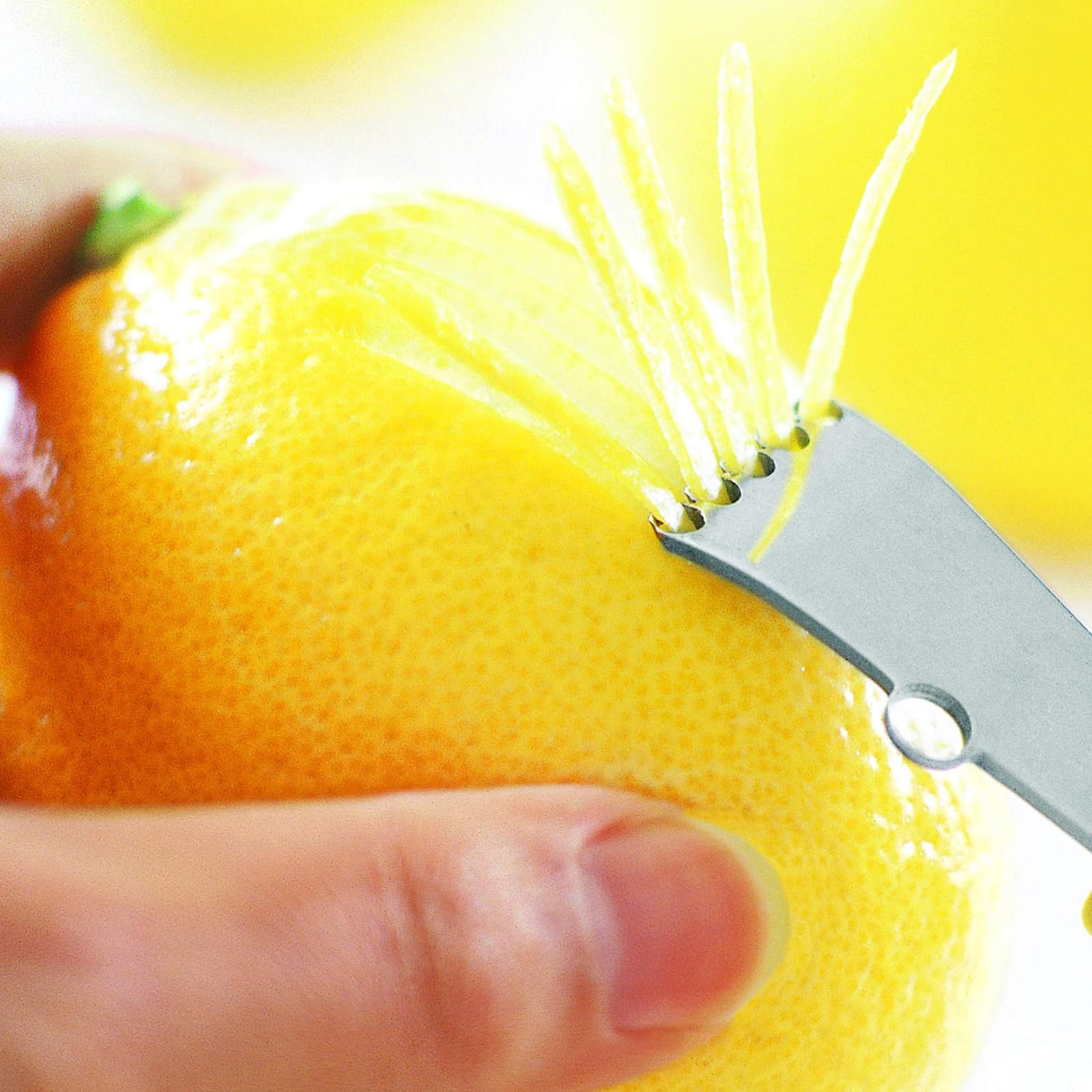 Rösle Grattugia Agrumi, per Striscioline Sottili di Buccia di Limone e Altri Agrumi, Acciaio Inox 18/10, per Decorazioni, Adatto Alla Lavastoviglie