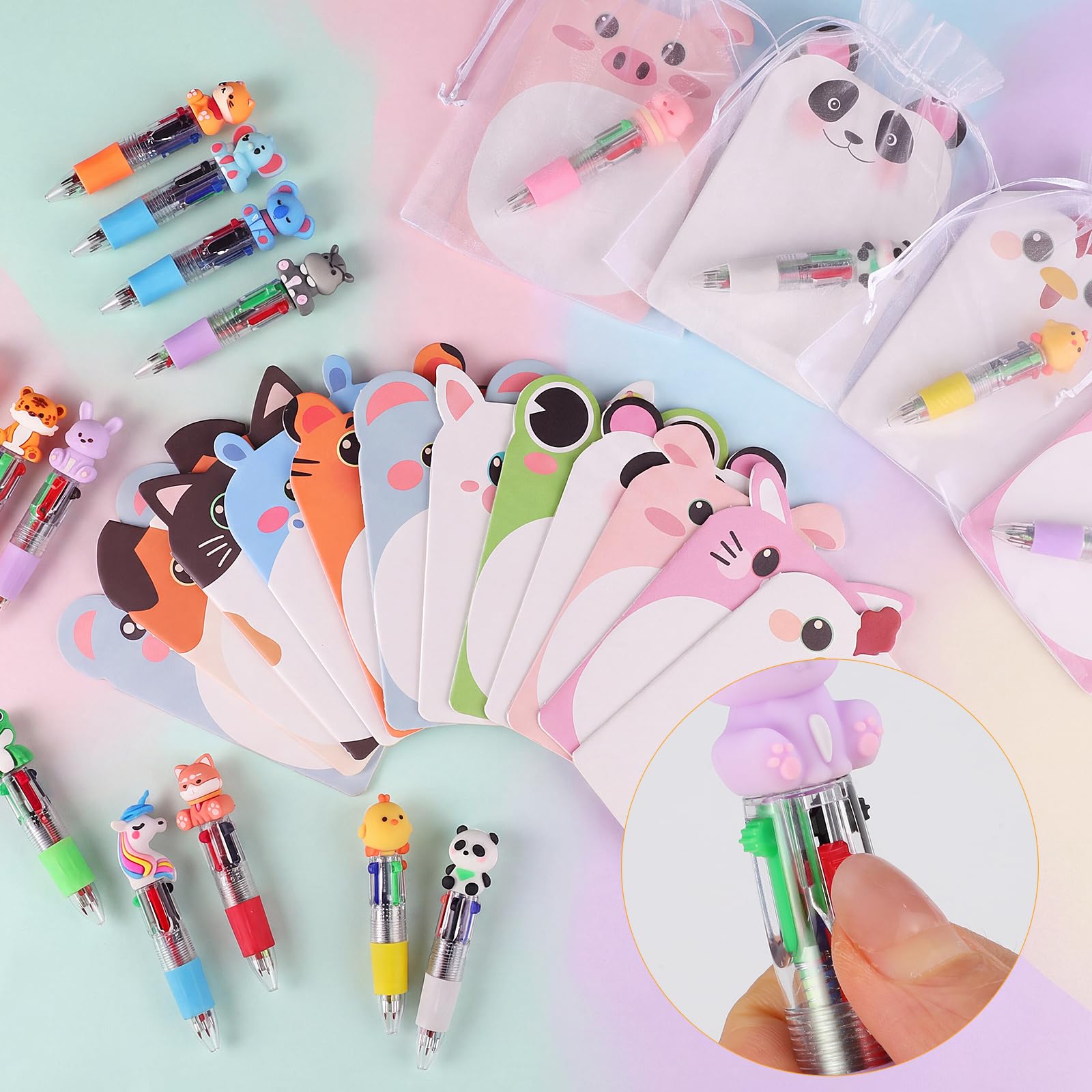 BESARME Lot de 24 ensembles de papeterie amusants, 24 stylos mignons 4-1 et 24 carnets de poche animaux avec sacs cadeaux, prix de classe, cadeaux de fête