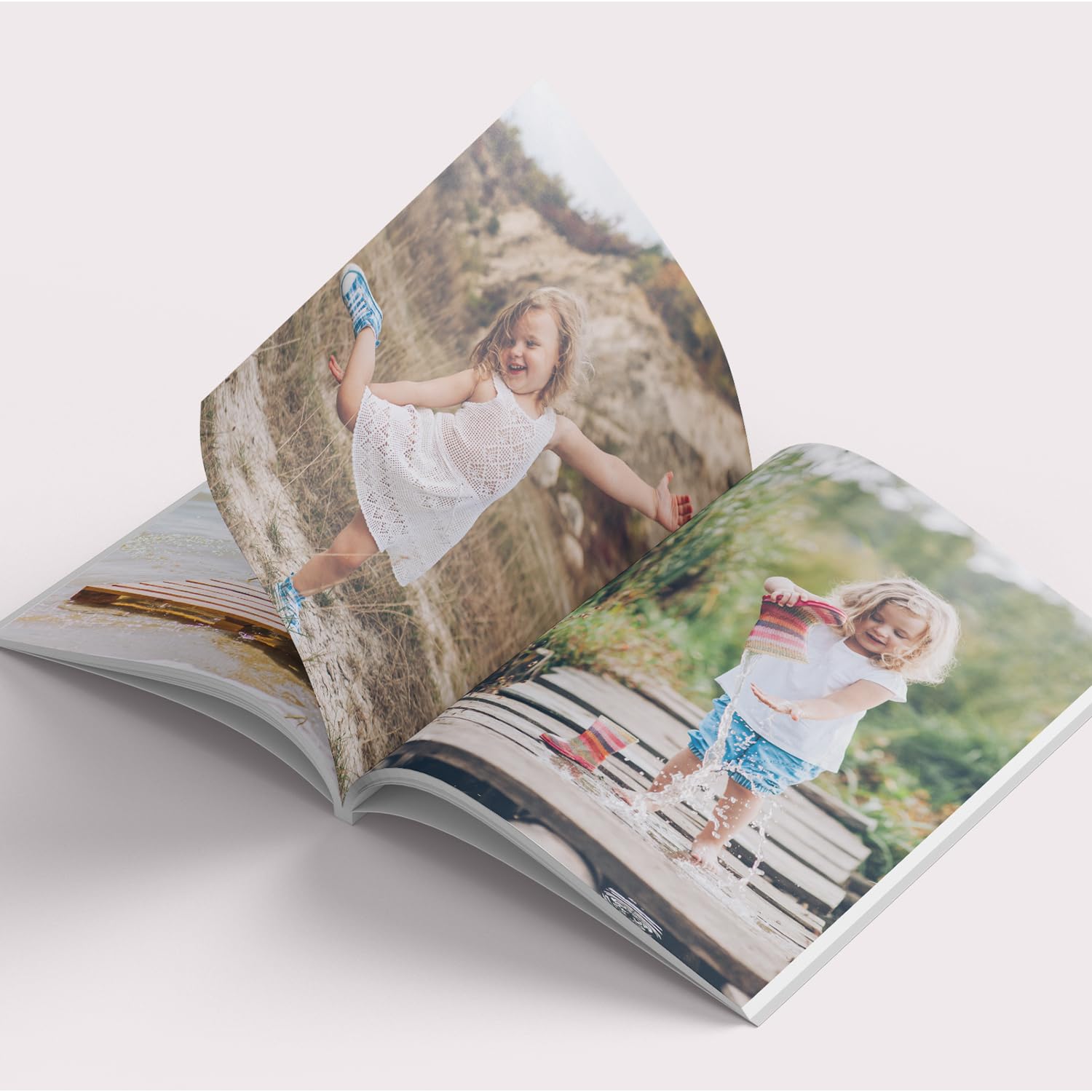Fotolibro personalizzabile online 26 pagine quadrato, Copertina Morbida - Crea Fotolibri stampati con Foto del Battesimo, Vacanze, Natale e Compleanni