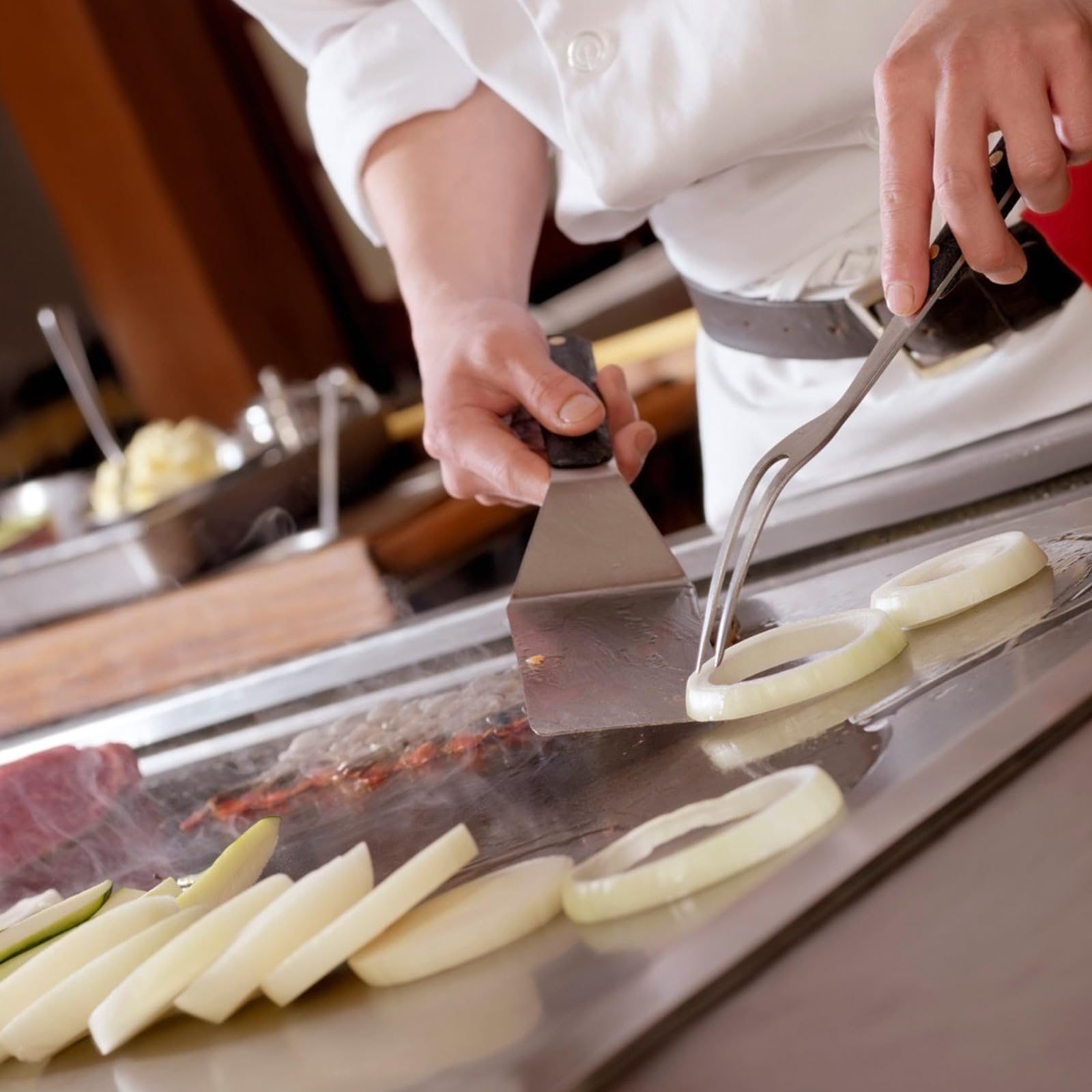 DOITOOL Pala per Pizza Design Perforato e Manico Scorrevole in Inossidabile Set 5 Utensile da Cucina per Pizza e Torte da