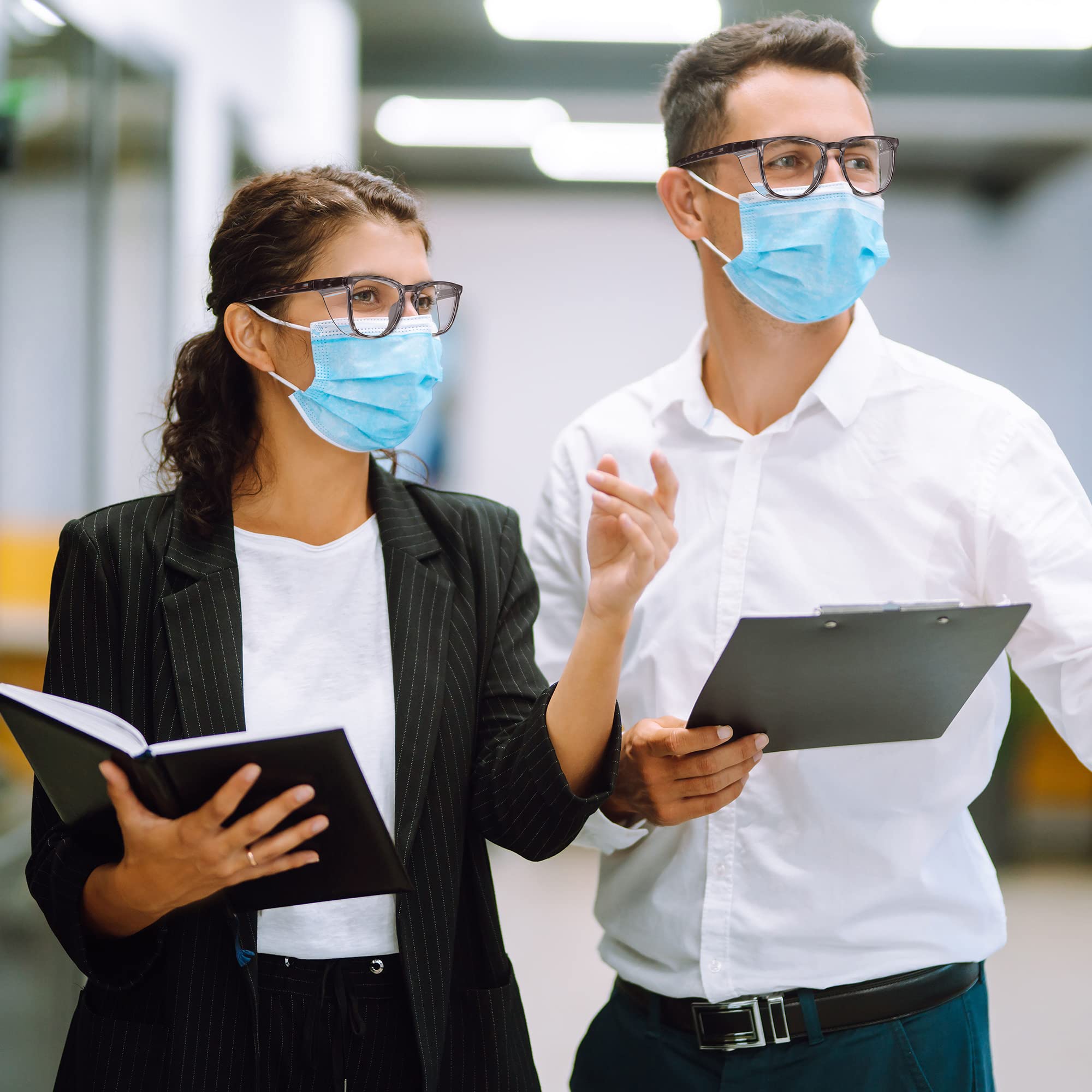 Elegantes gafas de seguridad, transparentes, antivaho, antiarañazos, para hombres y mujeres