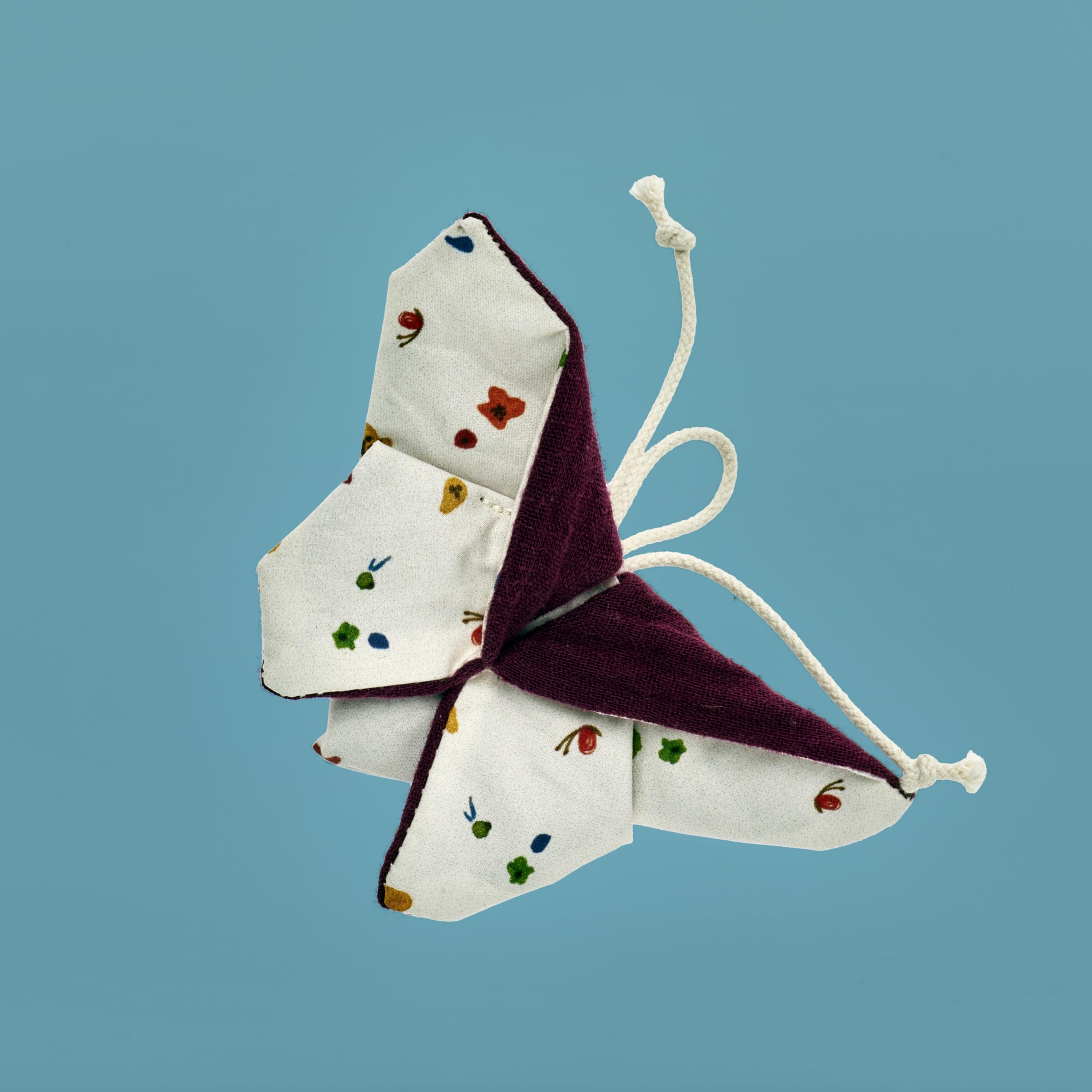 Käthe Kruse ORIGAMI - Mariposa crujiente de tela y lámina para crepitar para niños a partir de 0 años, juguete de agarre para promover las habilidades motoras