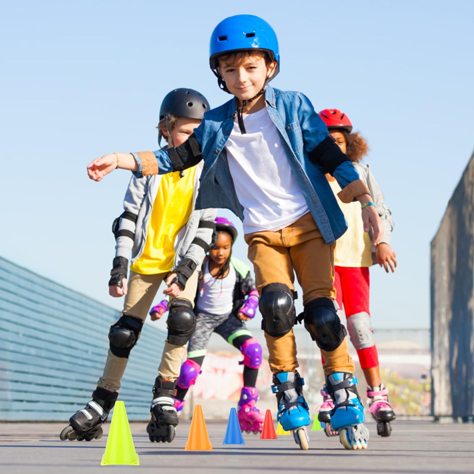 Coni Stradali Per Allenamento - 18 Cm, Birilli Per Calcio E Sport | Coni Di Plastica Con Fori Di Fissaggio - Foto 4