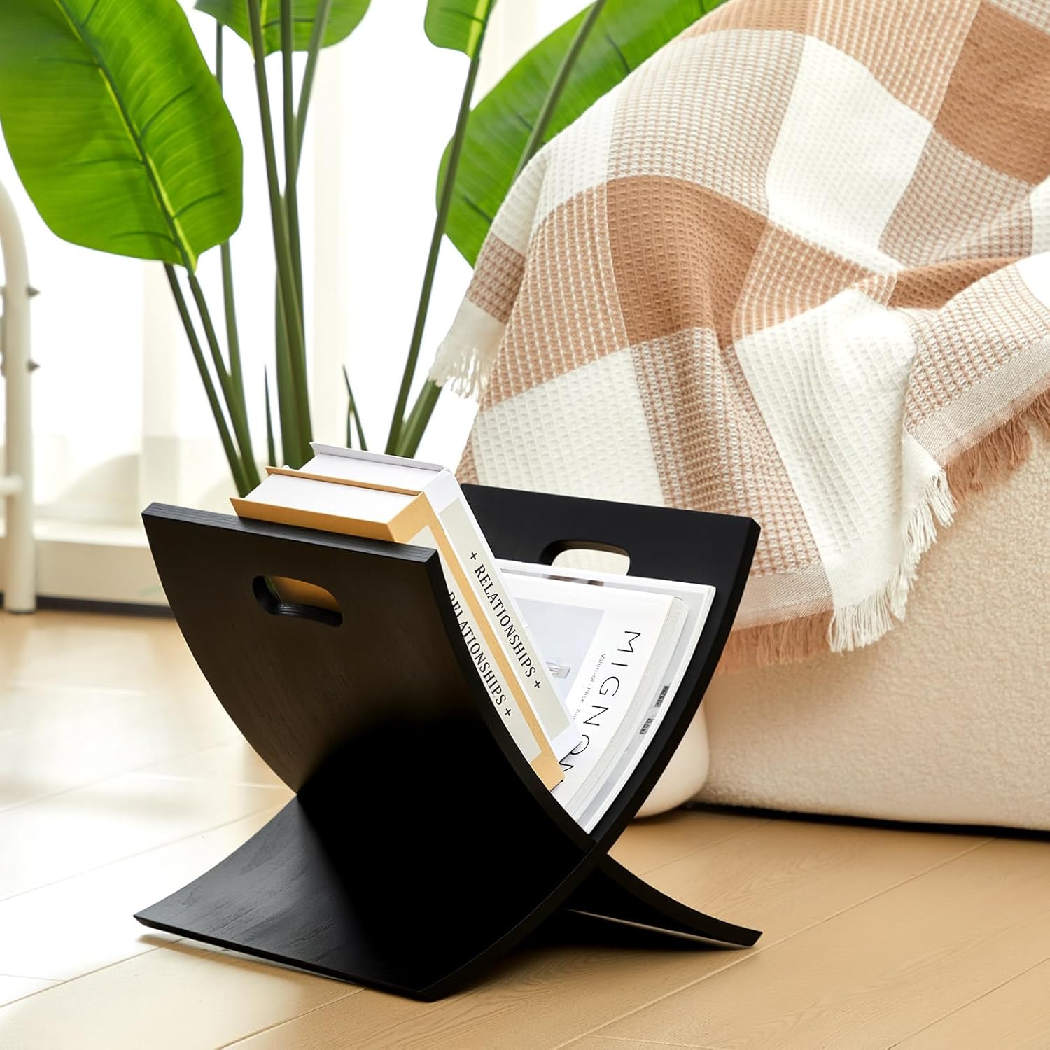 ブラック 自立式 木製 マガジンラック 縦型 フロア マガジンディスプレイ バスルーム 新聞ホルダー スタンド 自宅 浴室 オフィス