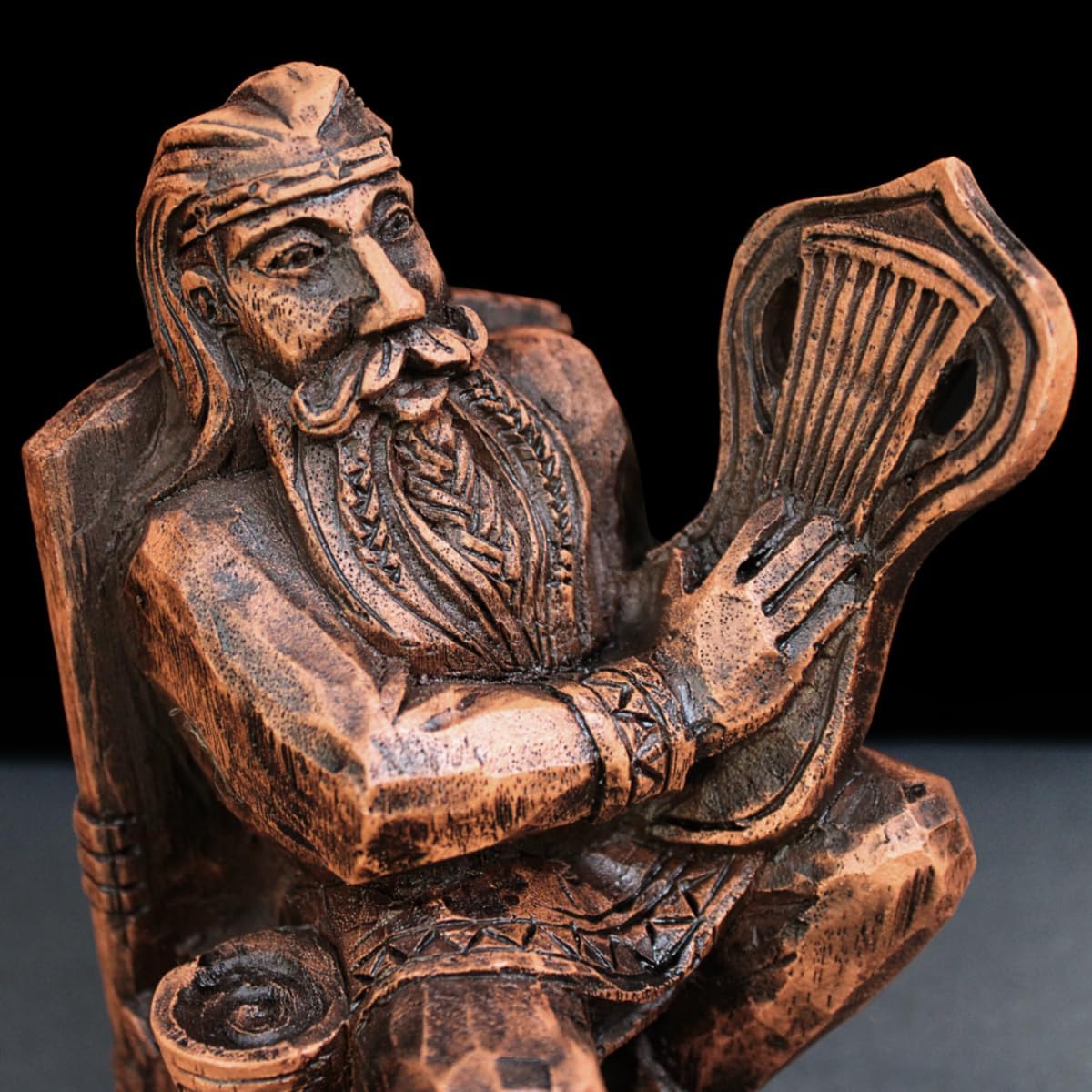 Estatua Bragi Dios Poeta