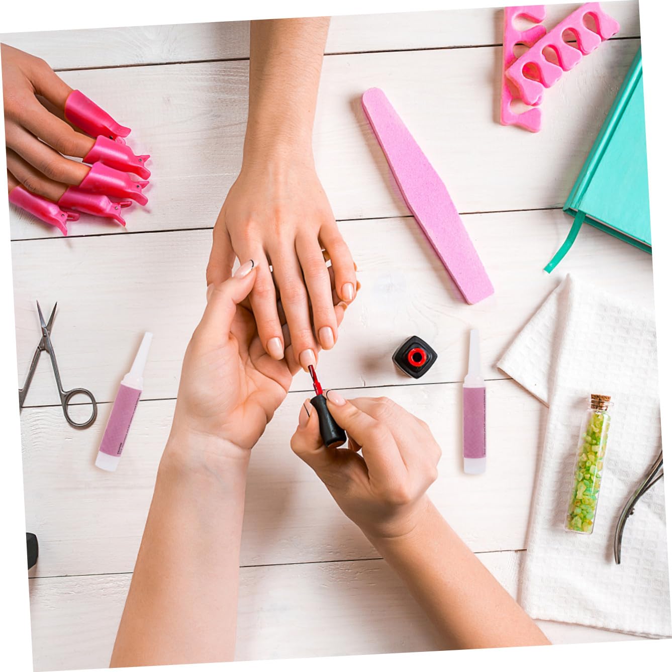 20Pcs 2G Nail Art Glue and Acrylic Nail Glue Set Super Strong Adhesive for Salon Manicure Use