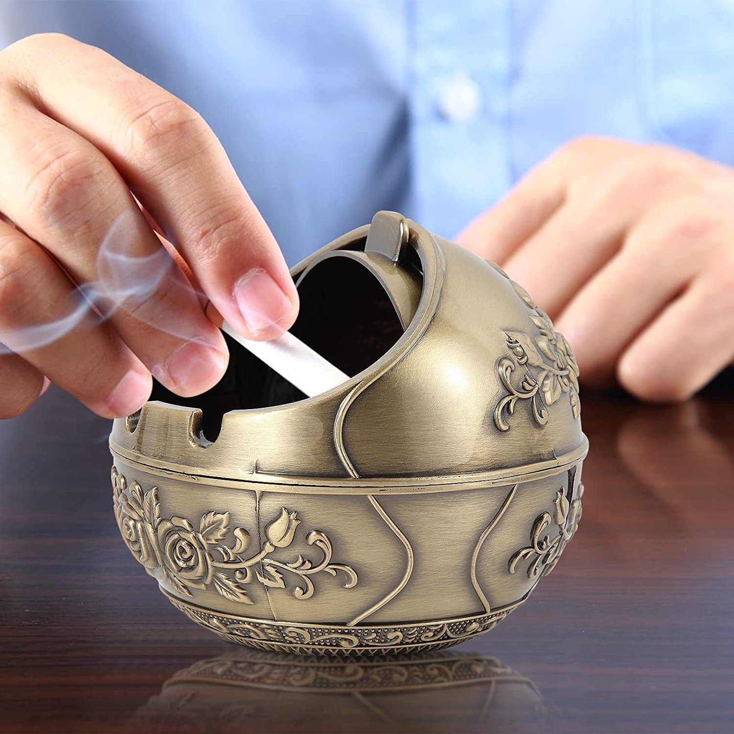 Vintage Windproof Ashtray with Lid for Cigarette Metal Portable Cigar Ashtray Odor Eliminator Indoor Outdoor Use Rose Pattern Fancy Gift for Men Women-image-6