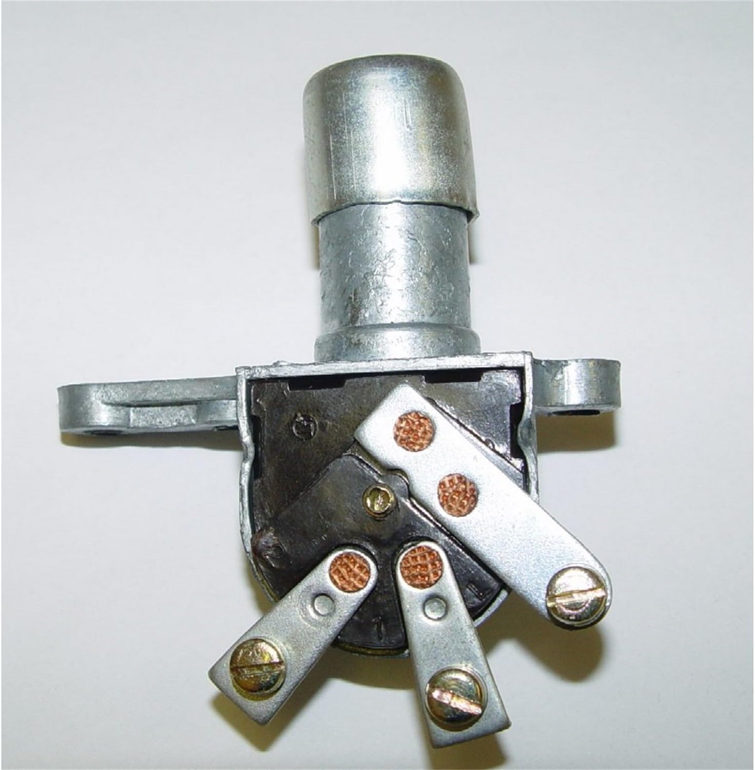 Omix-Ada | 17233.01 | Headlight Dimmer Switch | OE Reference: 811681 | Fits 1946-1971 Willys / Jeep