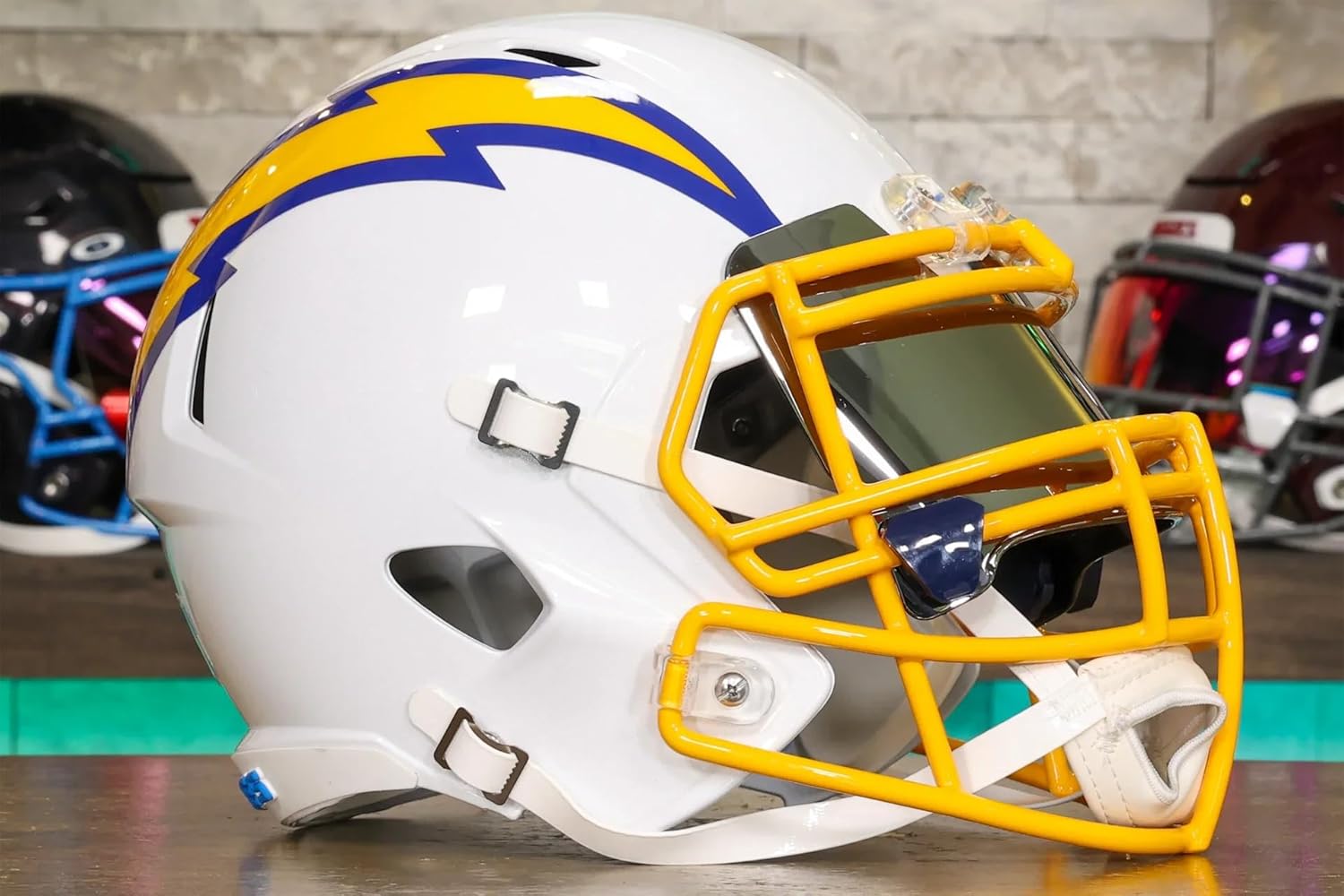 Los Angeles Collectible Speed Display Helmet - GG Special Edition - with Free USA Flag Decal - Perfect for Sports Fans and Collectors - Green Gridiron