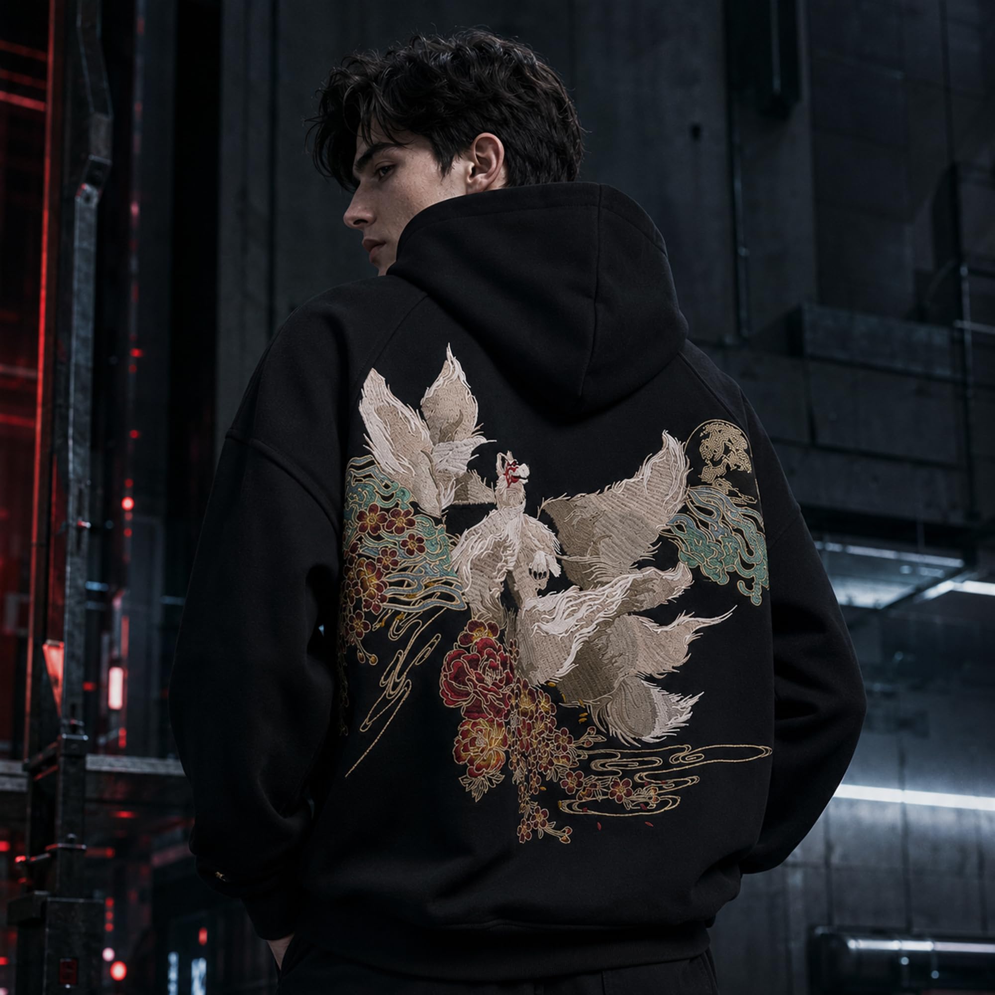 Herren-Kapuzenpullover mit neun Schwanz-Fuchsen, bestickt, japanischer Anime-Hoodie, Streetwear, schwarzer Kapuzenpullover, Herrenmode, lässiger Kapuzenpullover