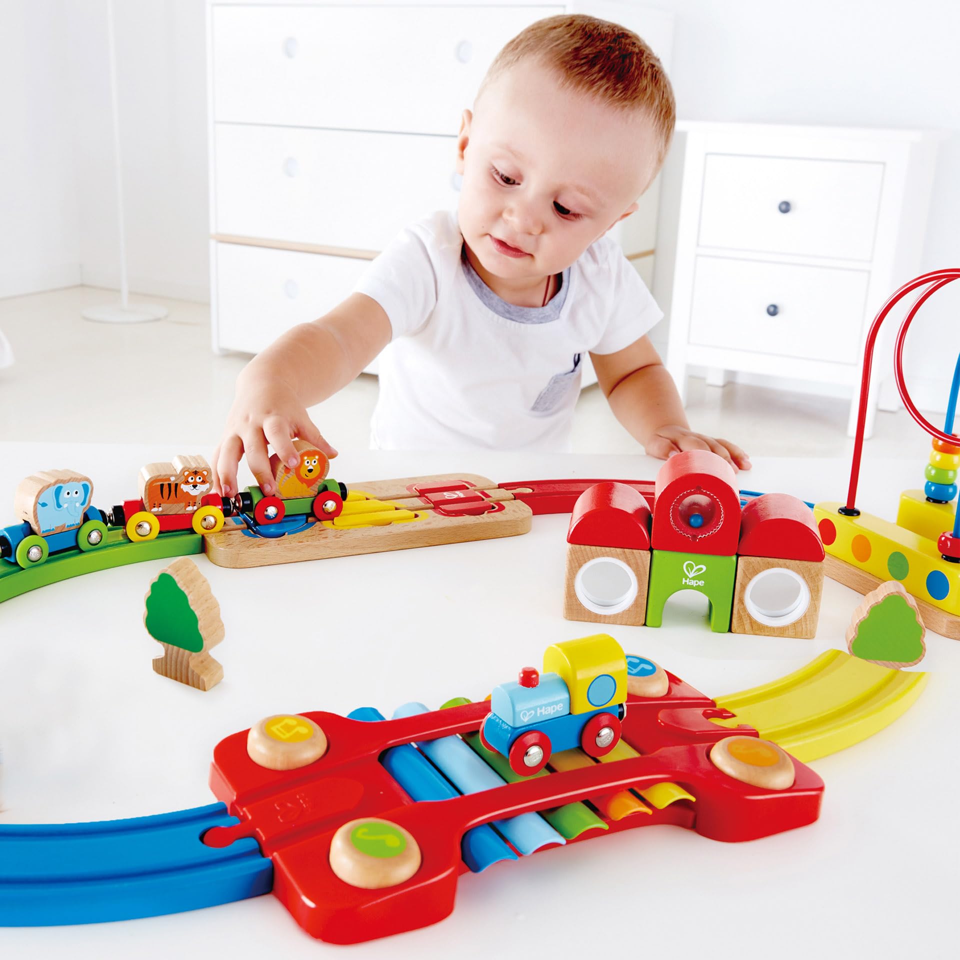 Image secondaire de Hape Chemin de Fer Puzzle Arc-en -Ciel de, Circuit de Trains pour Les Enfants, Jouet Éducatif pour Les Petits, Développement de