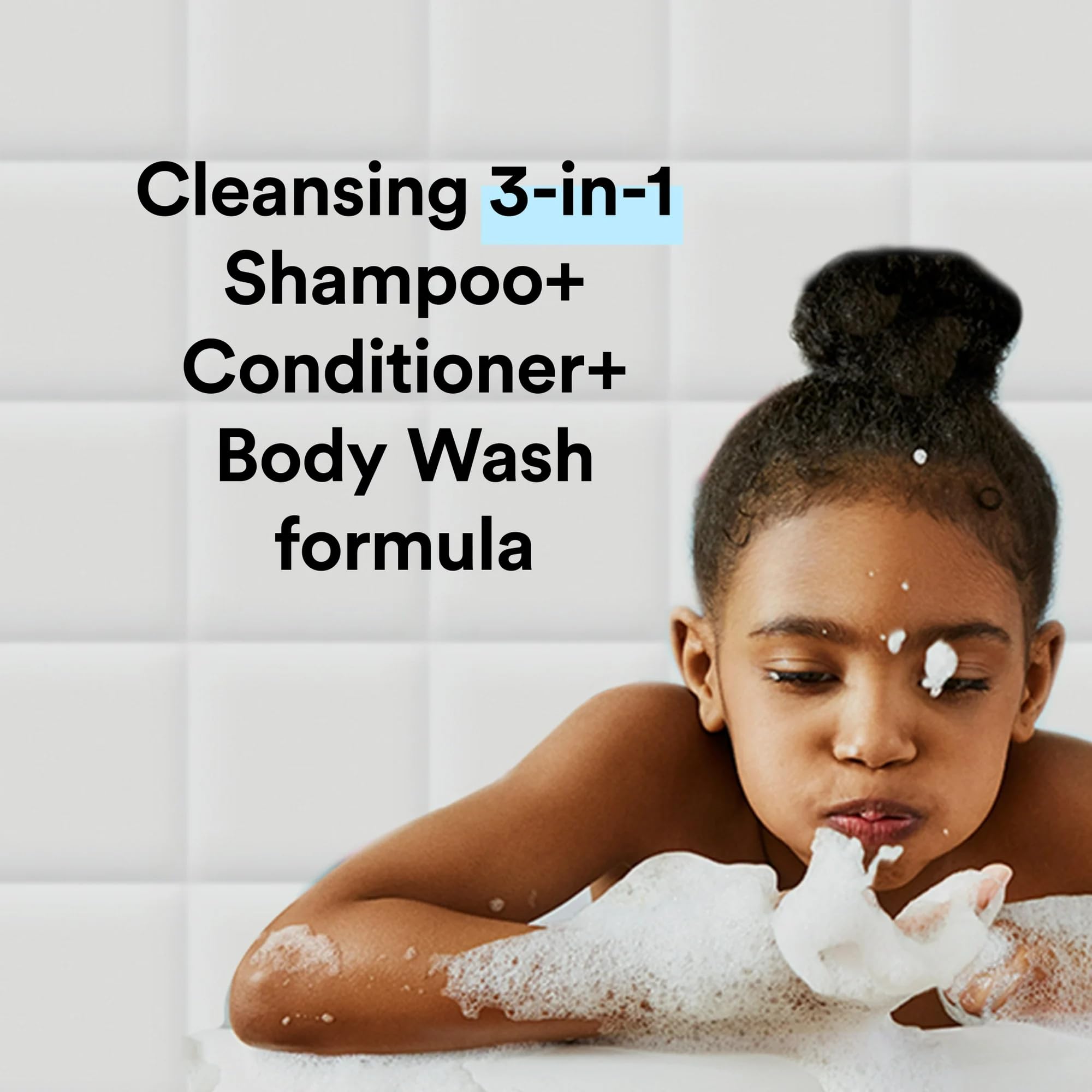 Suave Kids 3-in-1 Shampoo Conditioner & Body Wash, for Kids, Dermatologist Tested and Tear-Free Encanto Magical Berry, 828ml 3