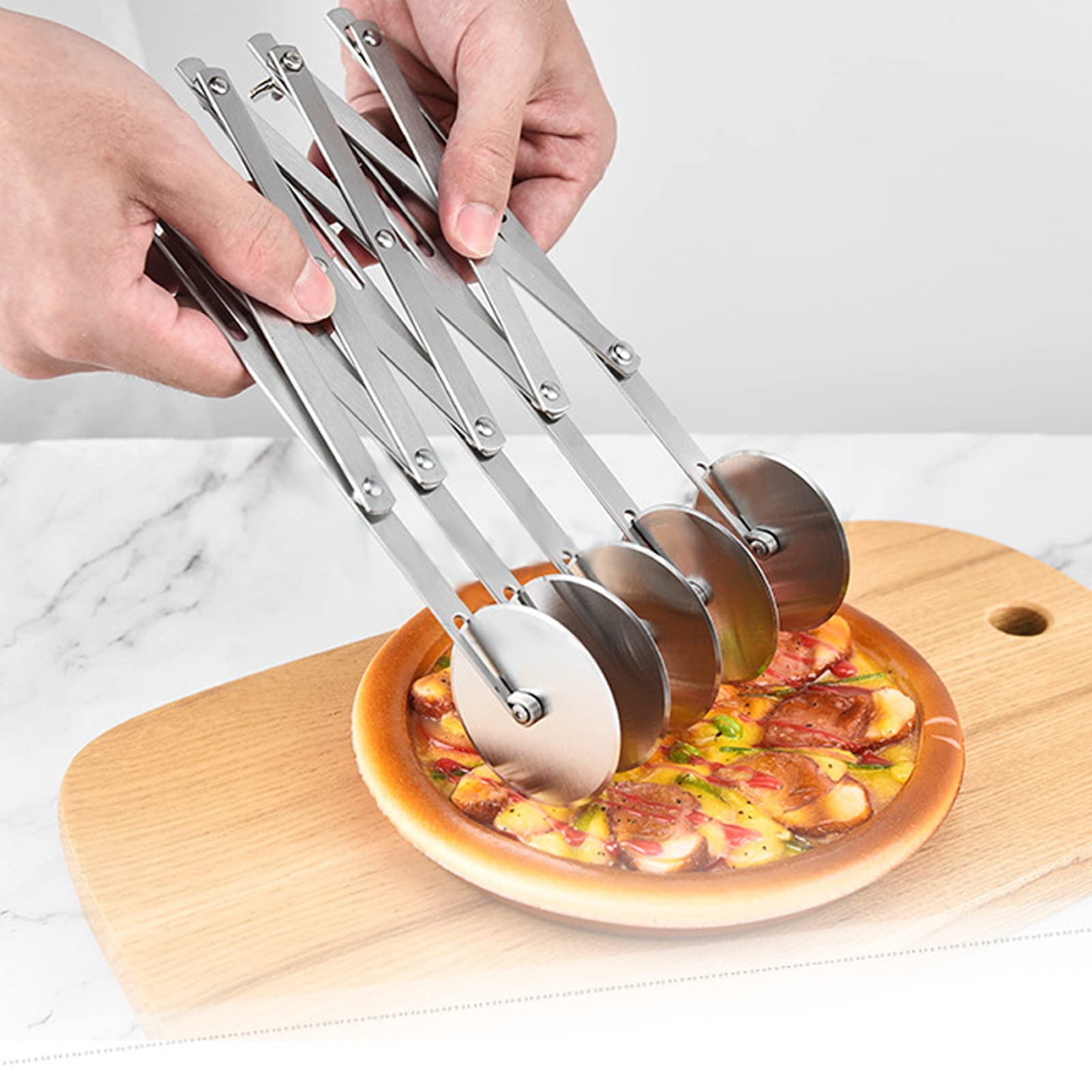 丸い格納式ピザカッターフードグレードステンレススチールピザホイール  