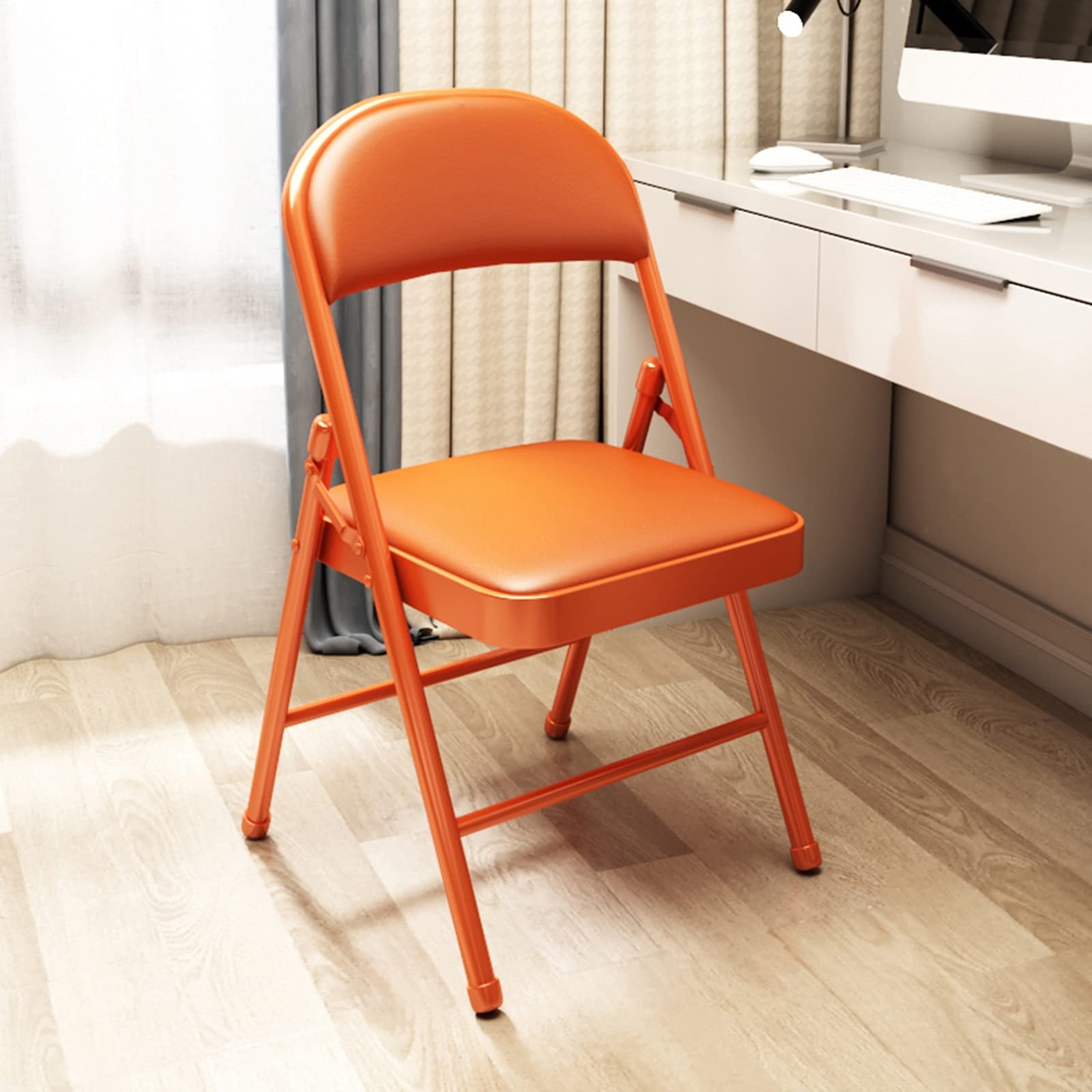 Chaise portable en métal orange pour dynamiser votre bureau et vos salles de réunion