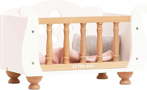 Le Toy Van - Juguete educativo de madera, juego de rol, hermosa cuna y cuna de muñeca de trineo  Juego de cochecito de juguete para niñas de 3 años