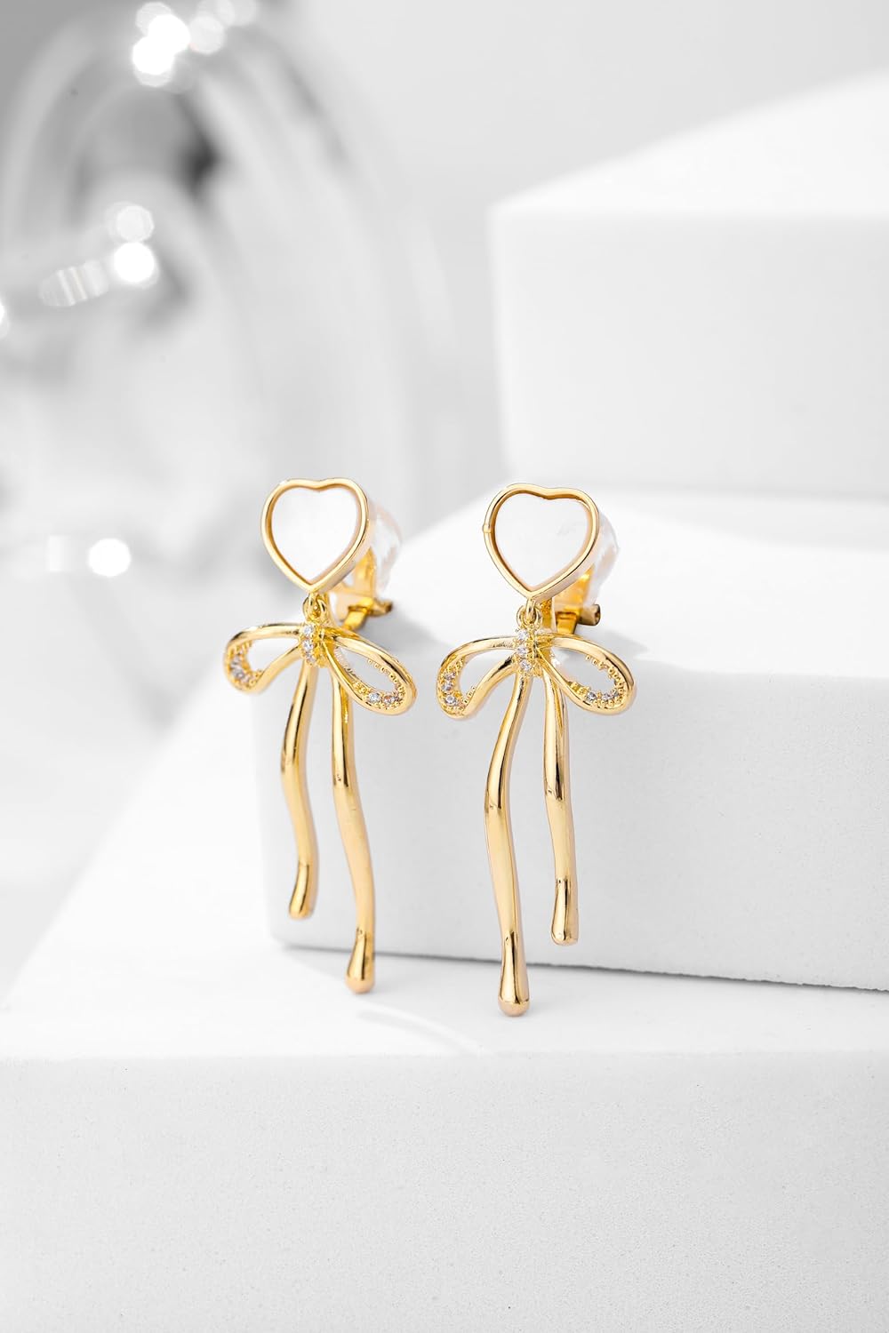 Vintage Natural Shell Heart & 14K Gold Plated Bow Dangle Drop Clip-on Earrings, Non-Piercing, for Women - Image 4