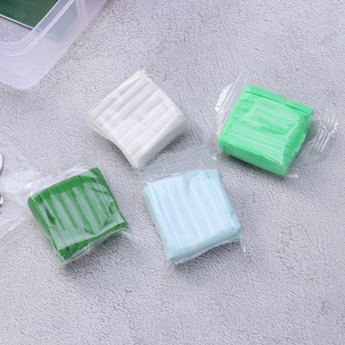 Uonlytech Kit de Arcilla Polimérica 24 Colores para Niños Incluye Herramientas Arcilla para Hornear y para Manualidades