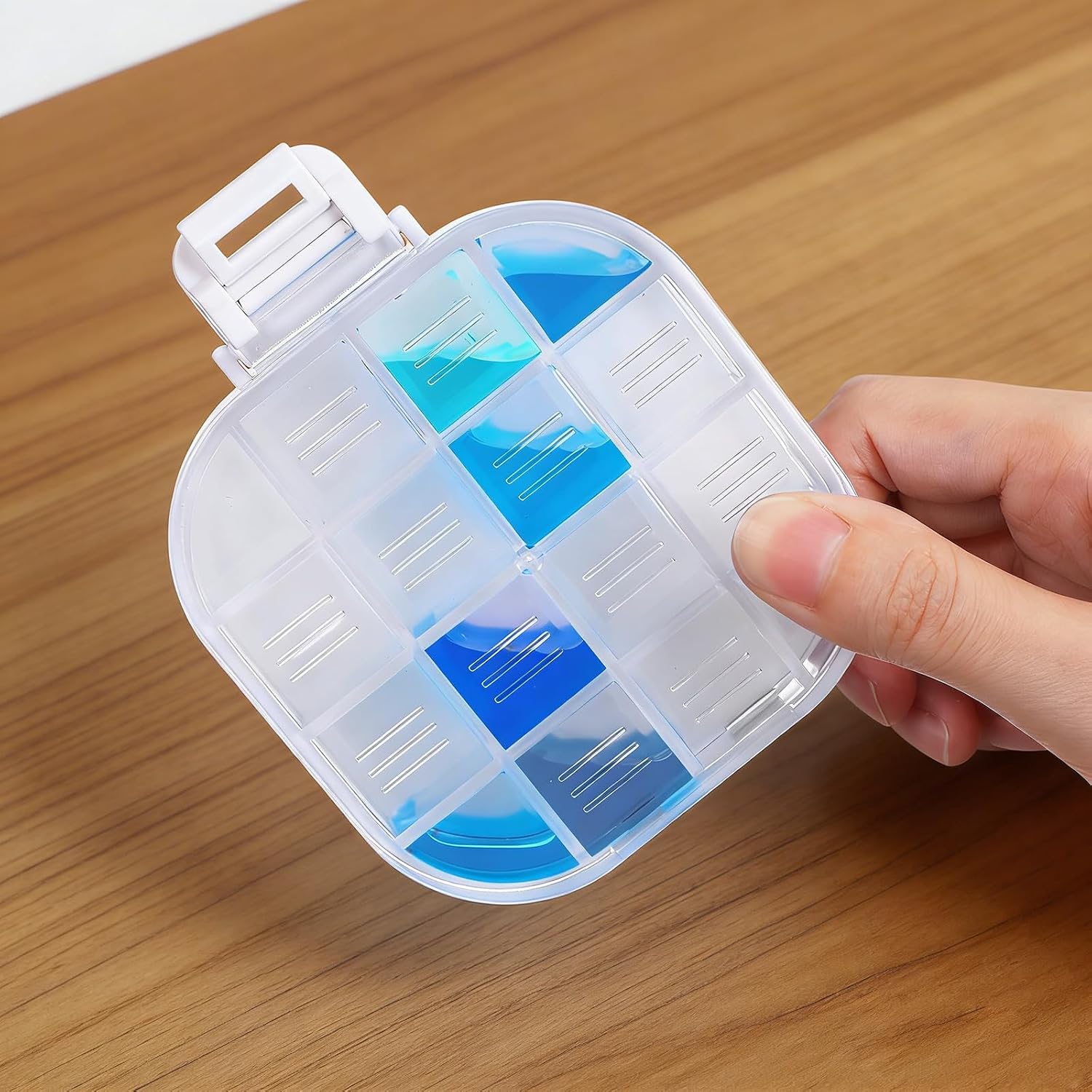4-Piece Paint Storage Palette Insert Set with Removable Silicone Liners - Airtight Seal Keeps Gouache, Acrylic & Watercolor Paints Moist for Days, Compact 3.5x3.5x0.95in