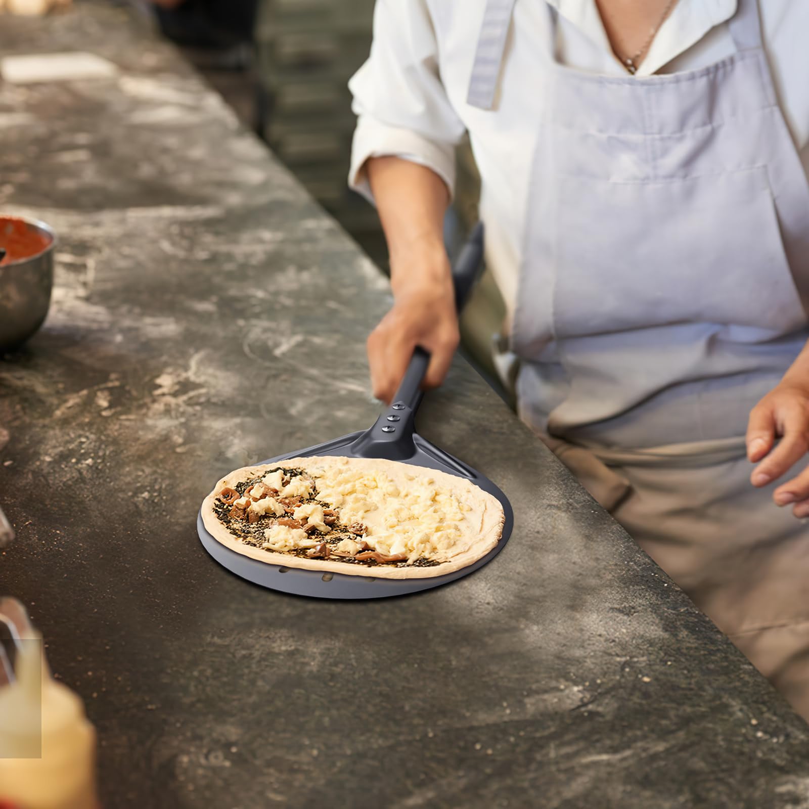 Pelle à Pizza En Aluminium Anodisé, Perforée, 120cm