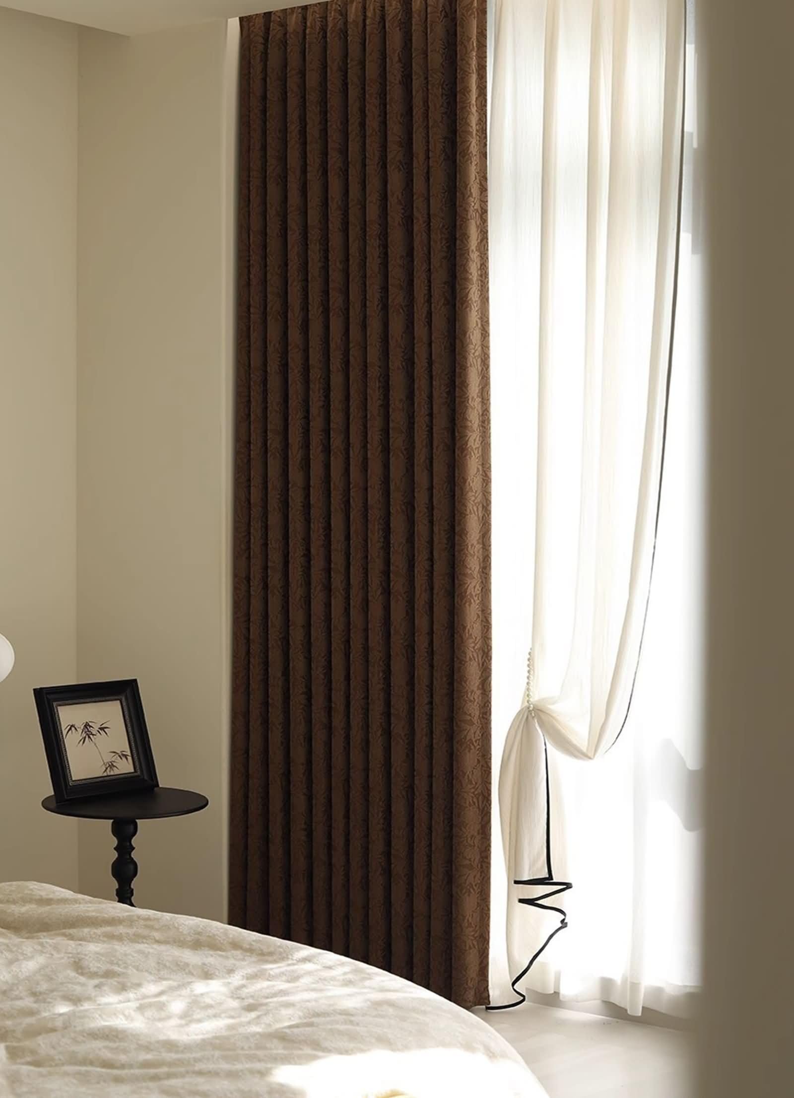 Rideau chenille isolant contre la lumière et le vis-à-vis pour fenêtres de salon