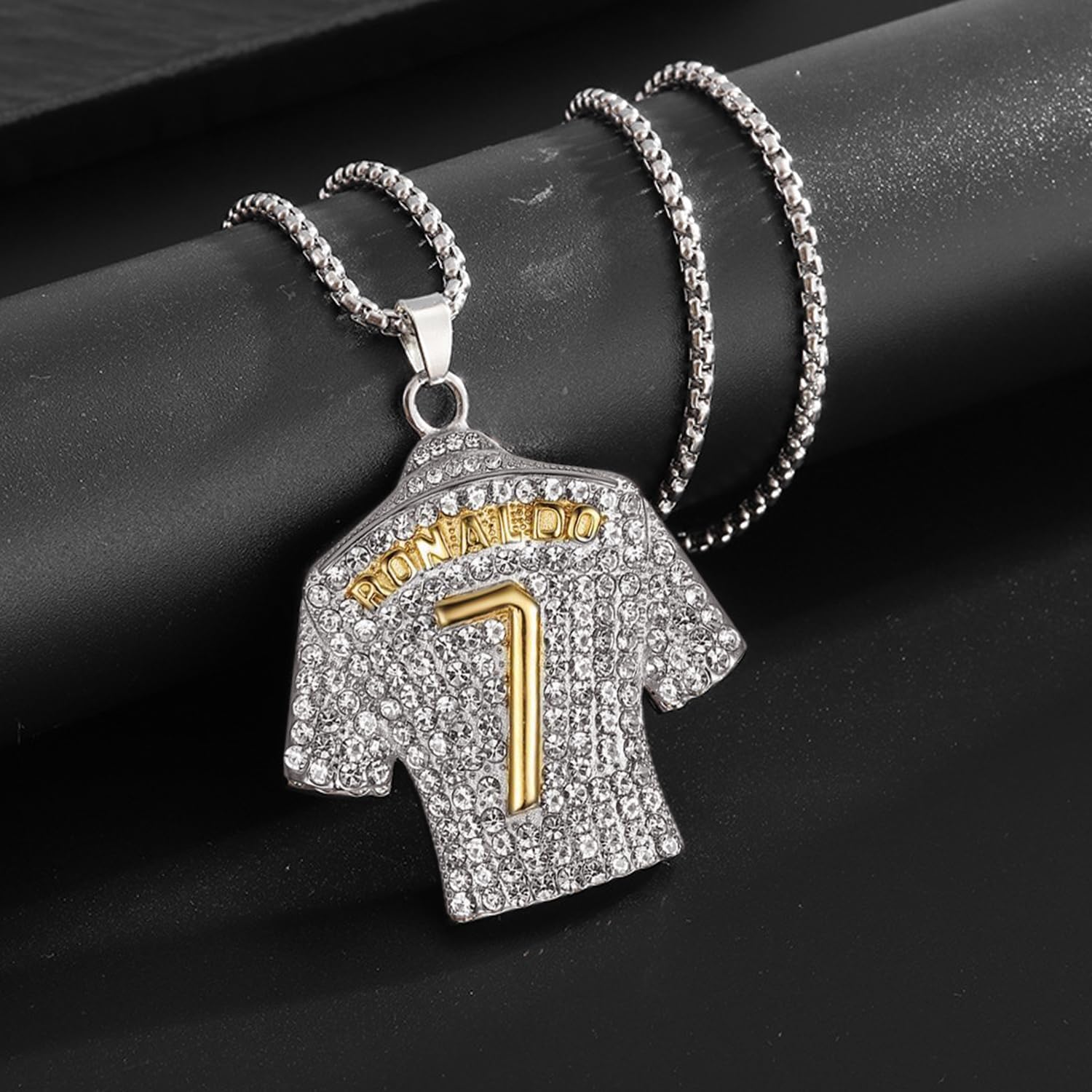 Collar número 7 – Colgante de jersey de diamante – Joya Hip Hop moderna y versátil – Regalo de cumpleaños para niño – 5,7 x 4,5 cm – Acero Titanio, 5,7*4,5cm, Acero Titanio