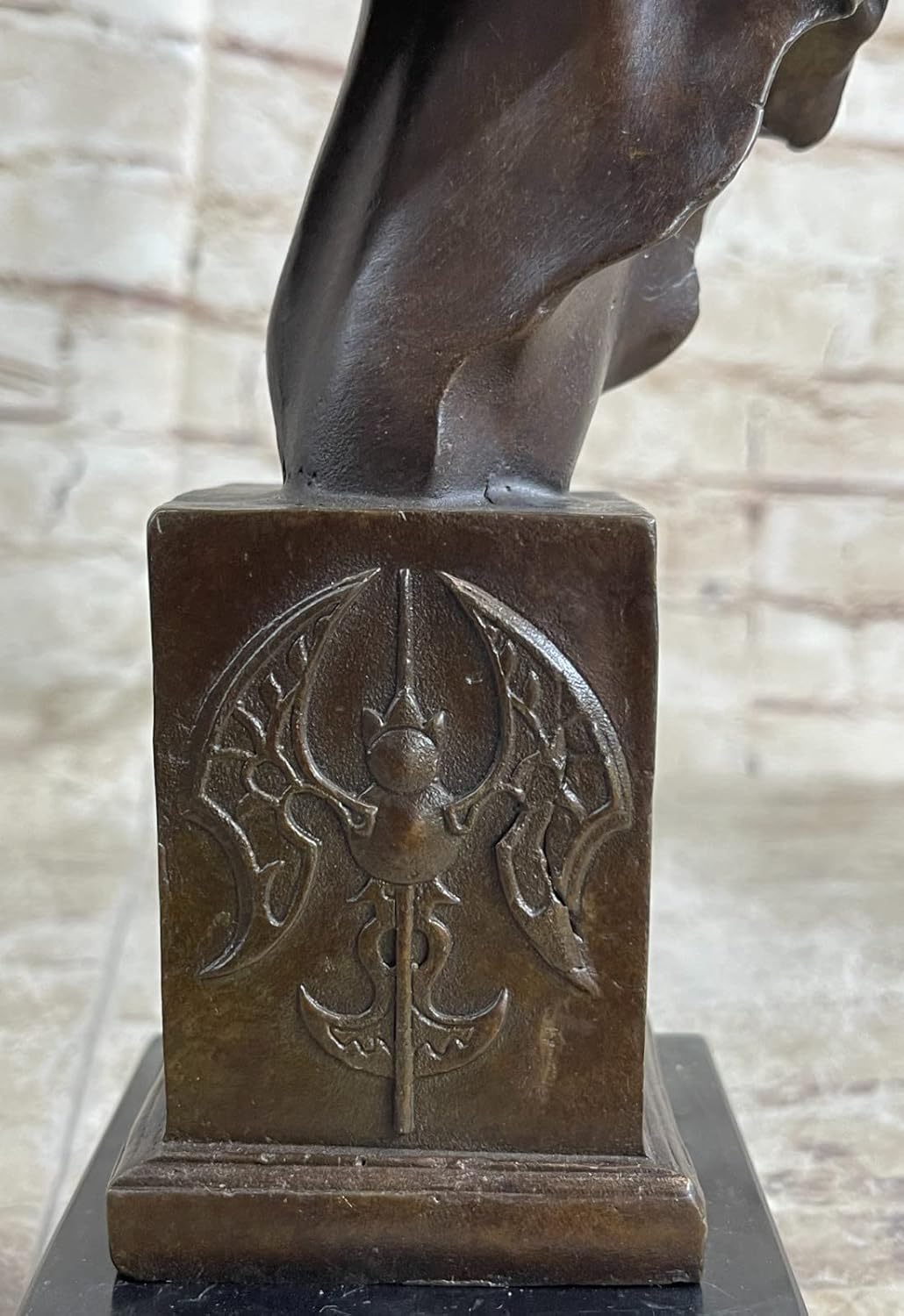 Large Triple Crown Winner Horse Head Bust Sculpture Statue Bronze Figurine Sale by Think Bronze Deco Gift