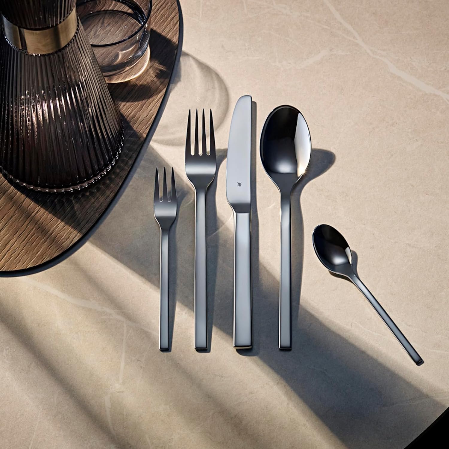 WMF Palma Besteck Set 12 Personen, Essbesteck 60 teilig, Monobloc-Messer, Edelstahl Hochglanz Poliert, Glänzend, Spülmaschinenfest, hochwertige Besteckkassette