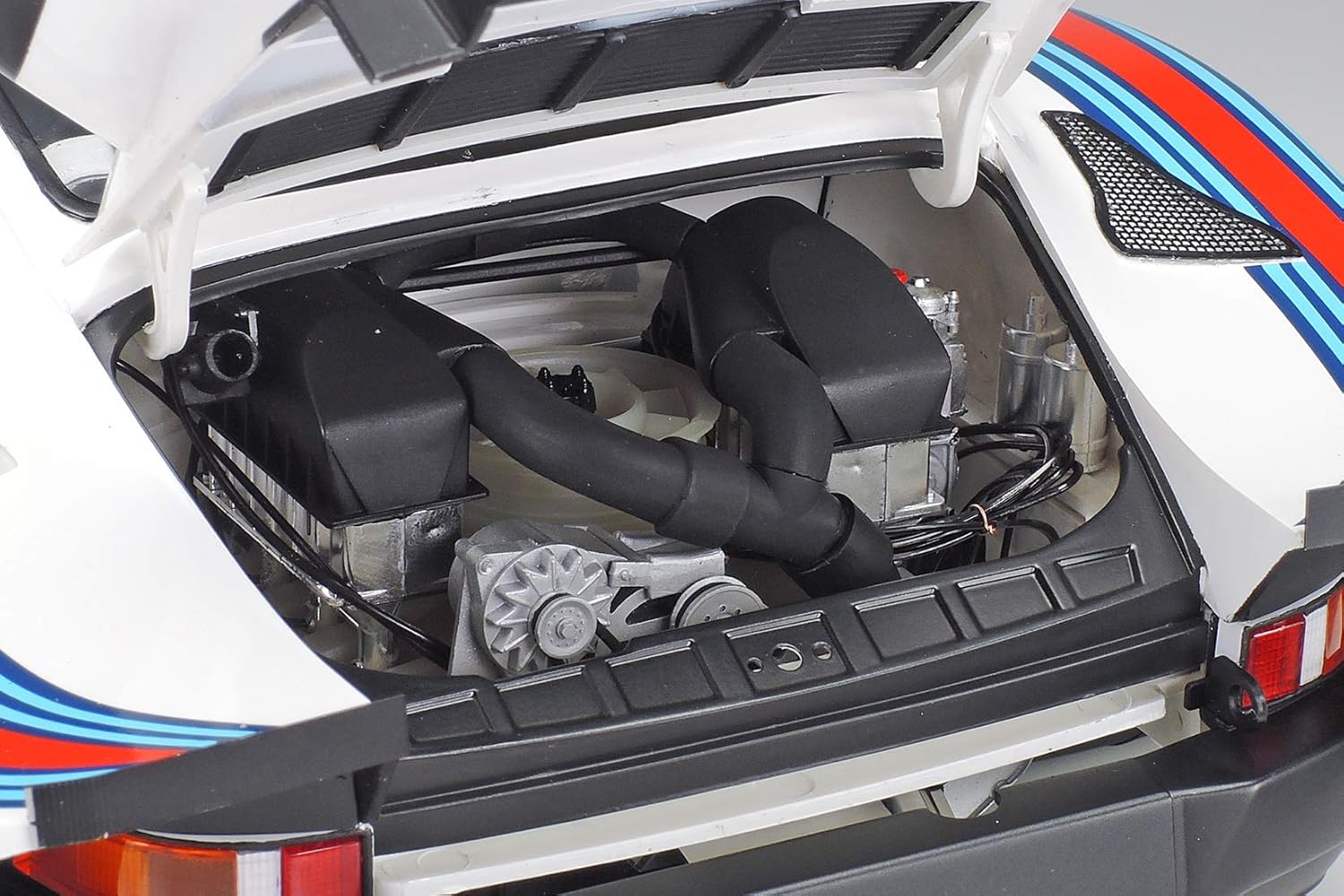 Tamiya America, Inc 1/12 Porsche 935 Martini, TAM12057