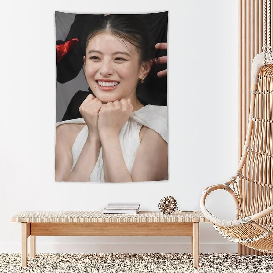 Amazon.co.jp: 出口夏希 (100) タペストリー、絵画、ポスター、壁紙